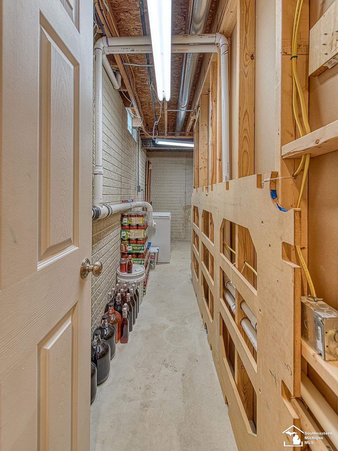 9107 Newport Creek
