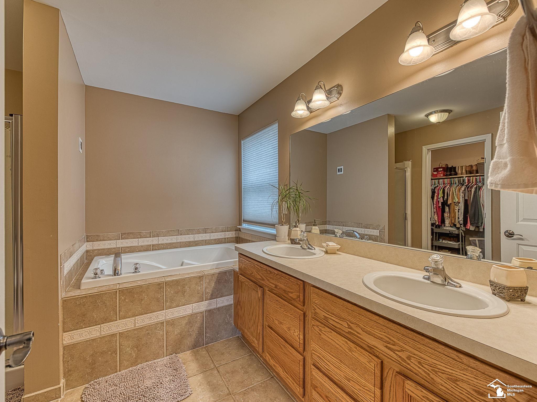 9107 Newport Creek