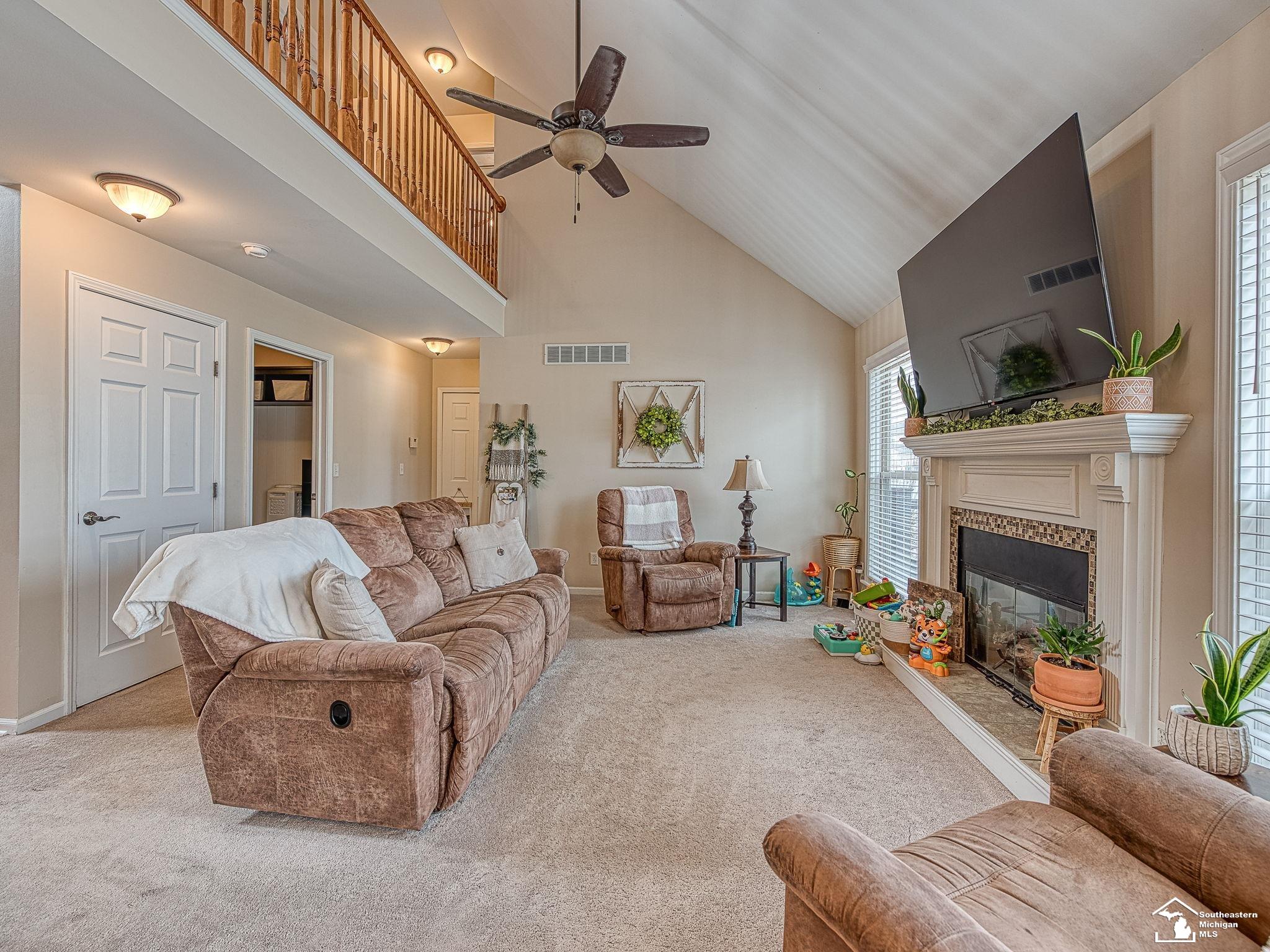 9107 Newport Creek