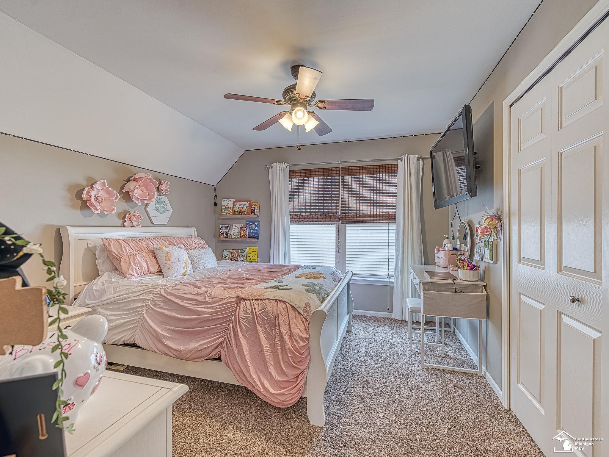 9107 Newport Creek