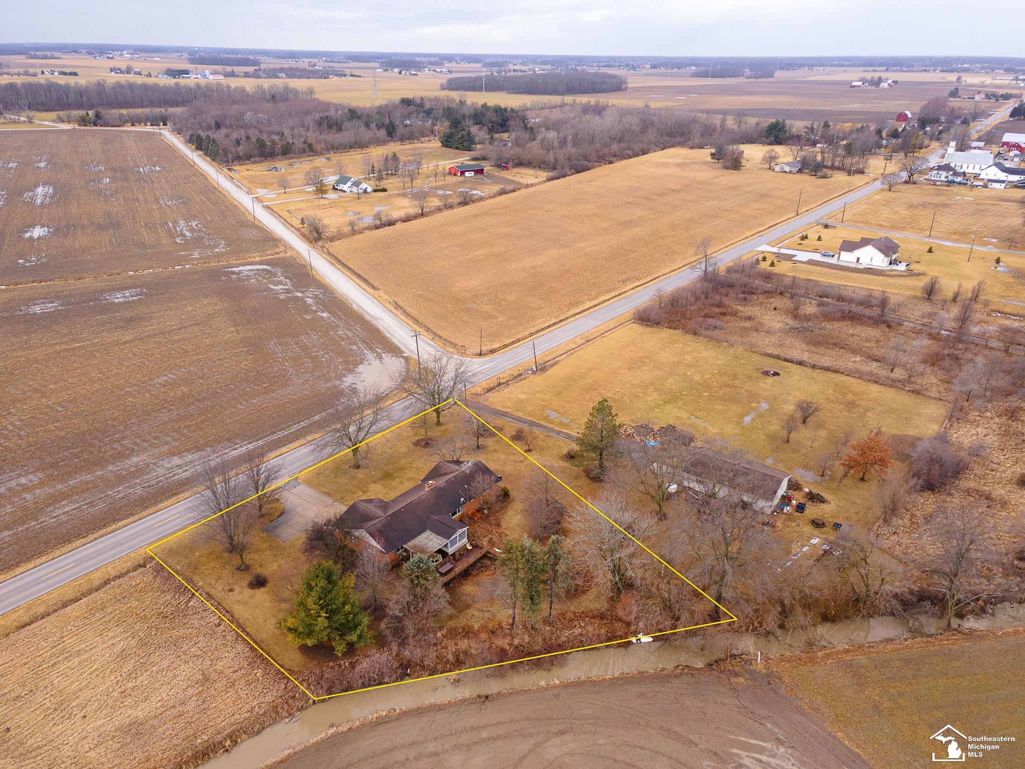 884 W Albain Road