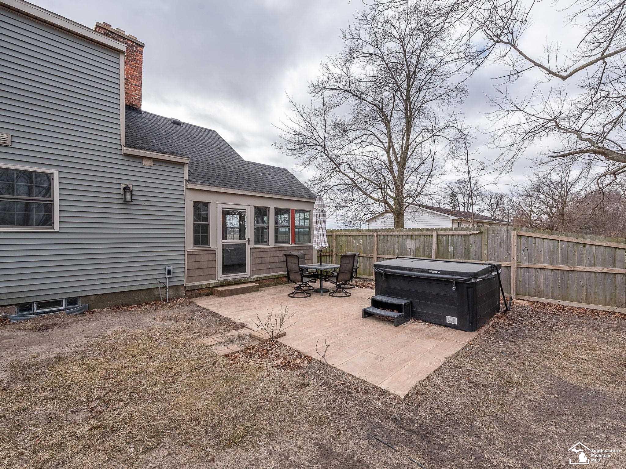 3270 Rodesiler Highway