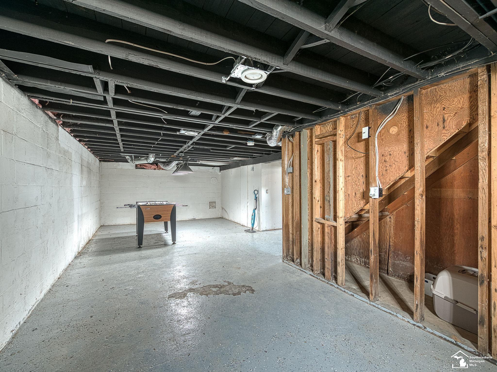 3270 Rodesiler Highway