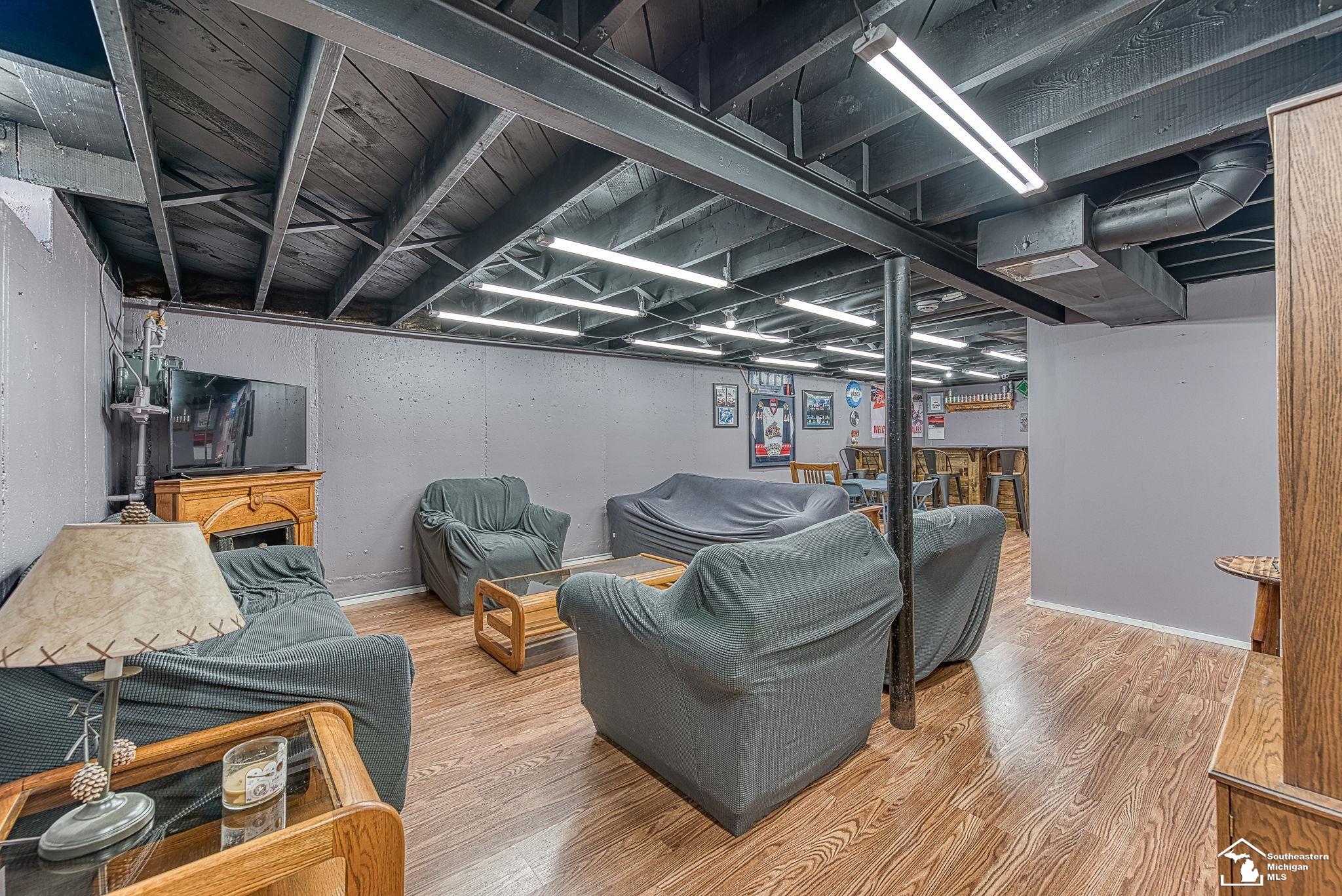 29370 Tamarack Drive