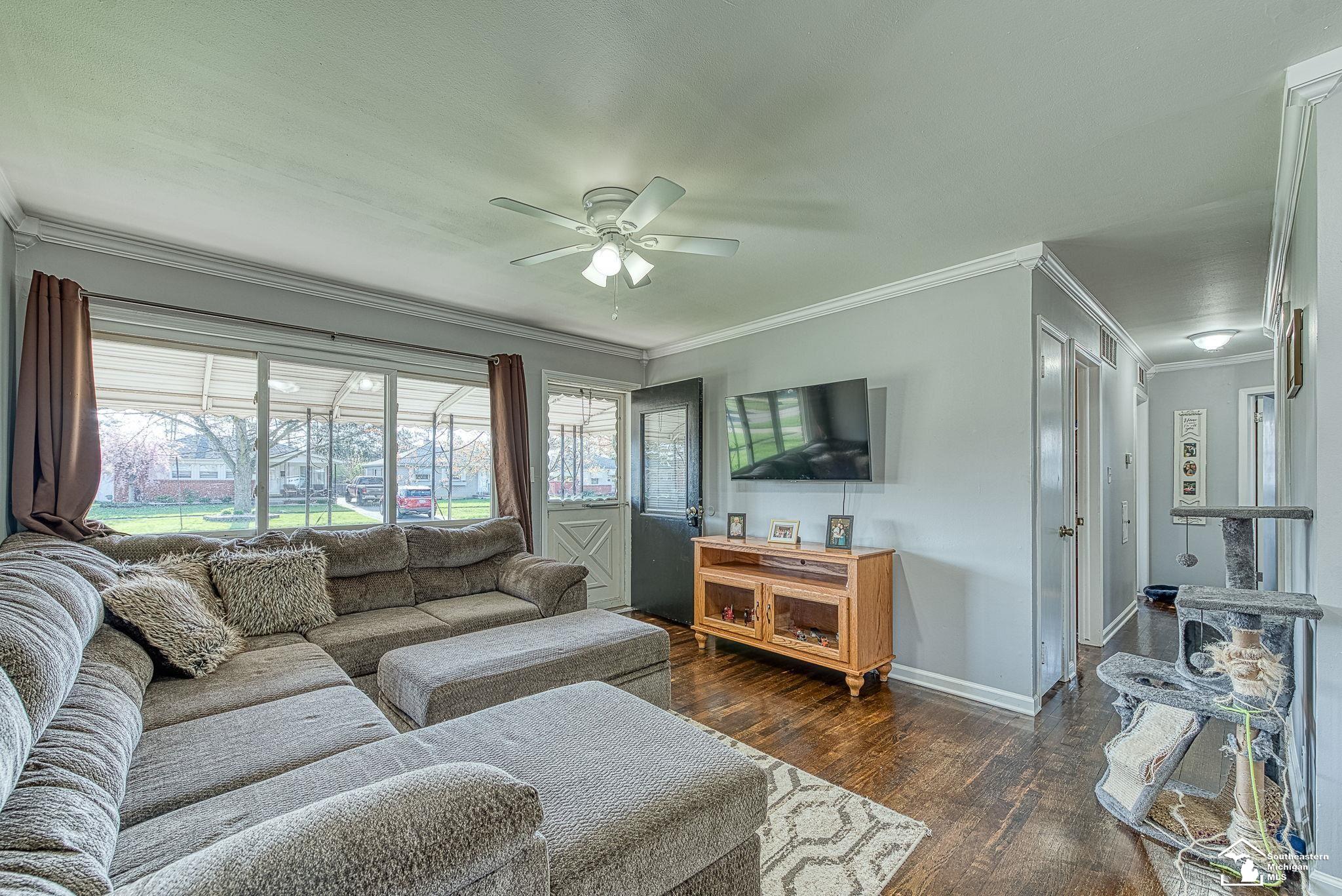 29370 Tamarack Drive