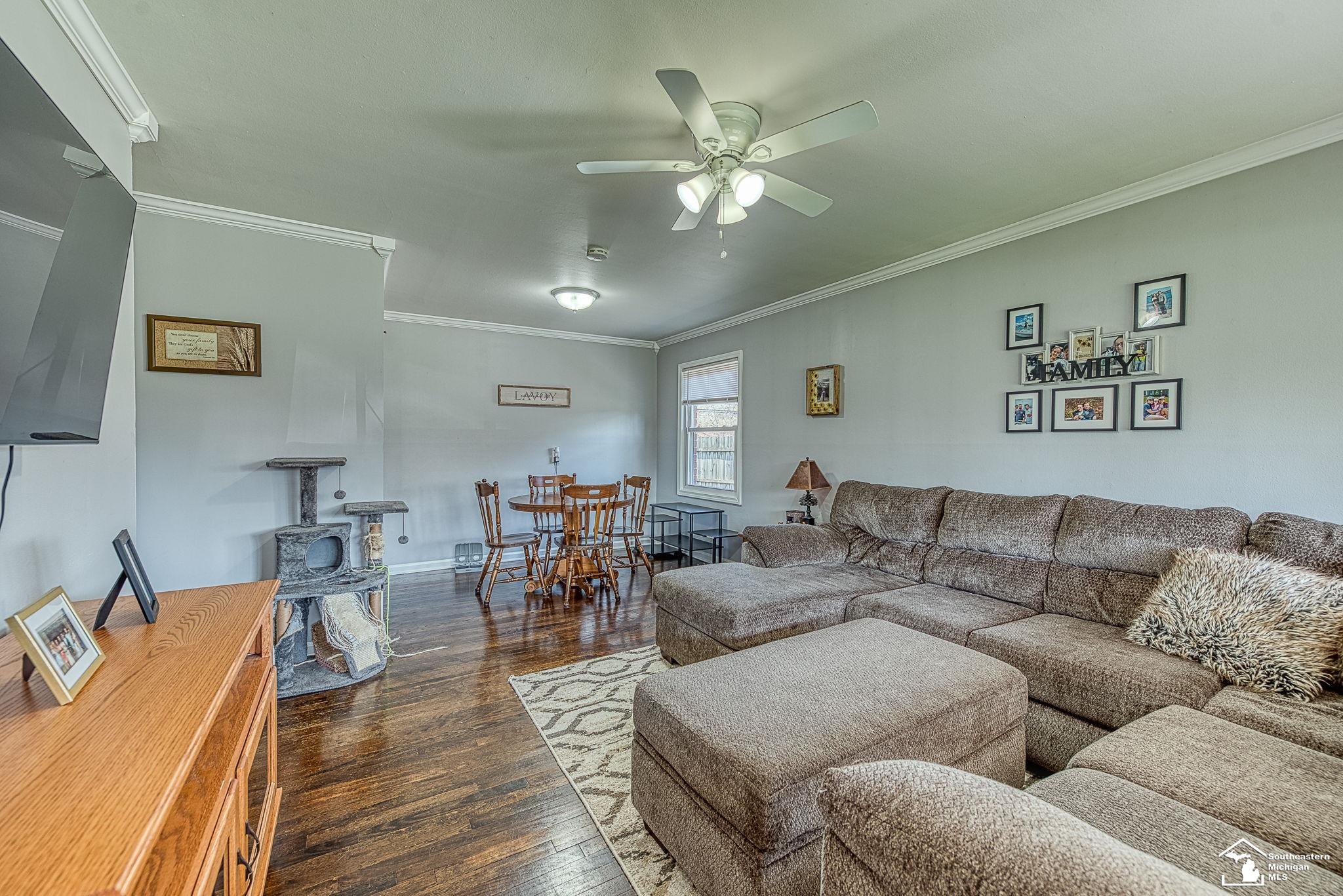 29370 Tamarack Drive