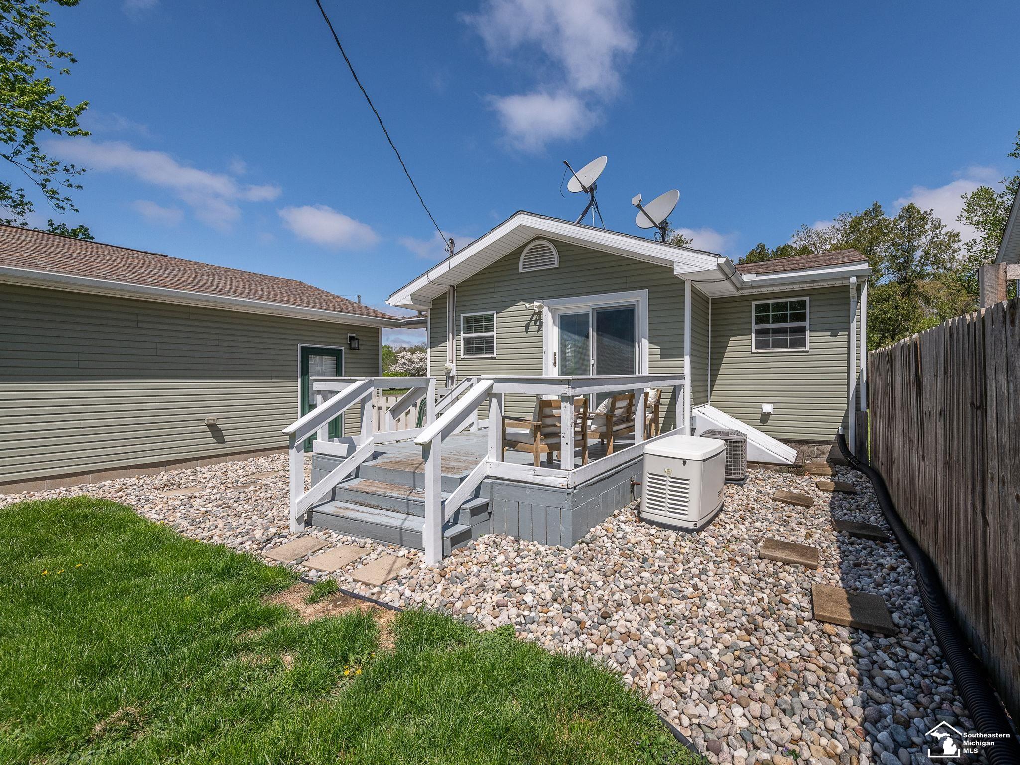 266 E Center Street