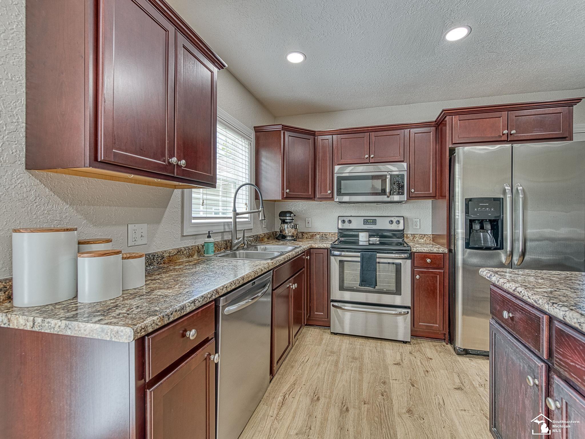 266 E Center Street