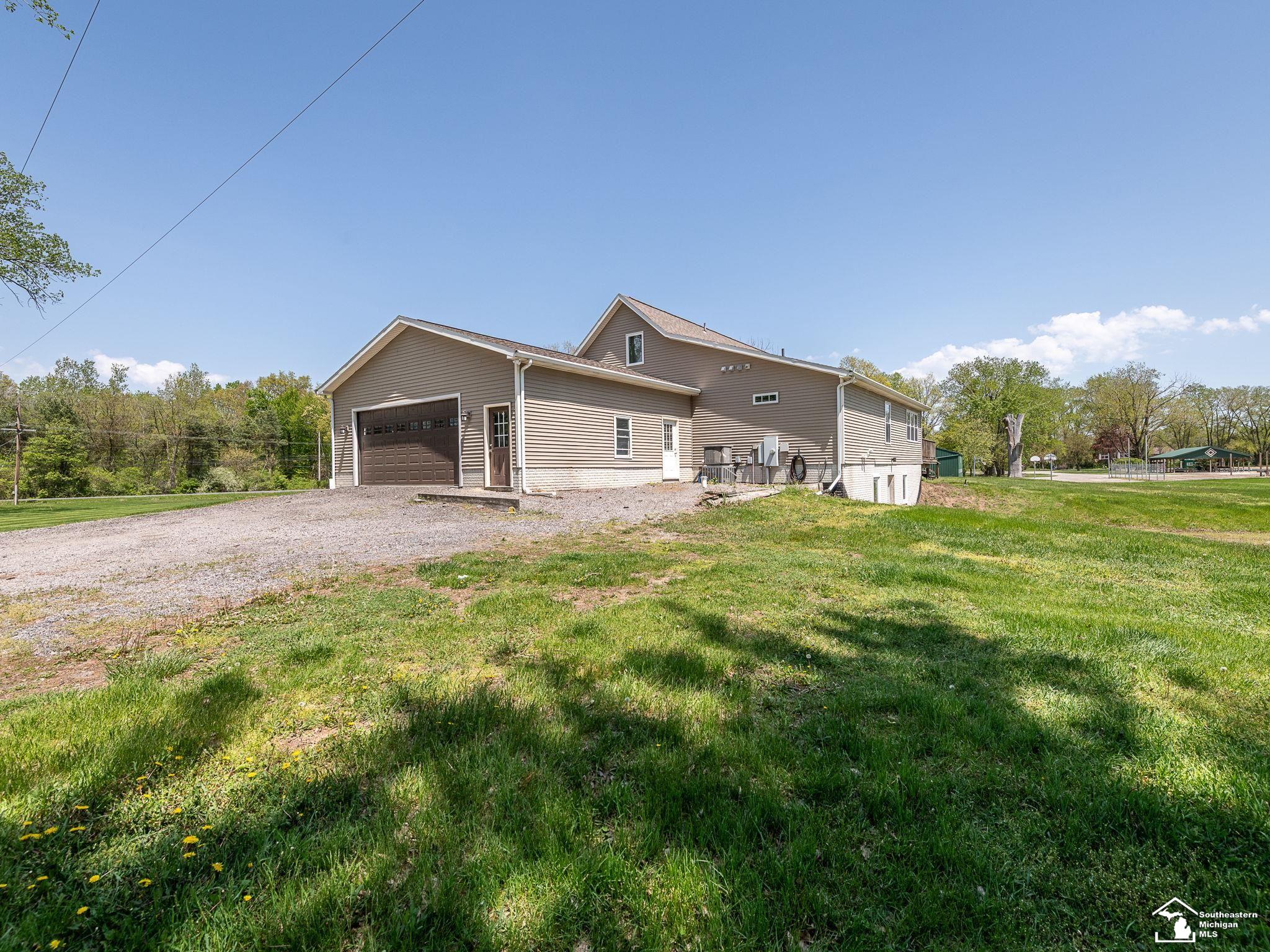 2755 W Samaria Road
