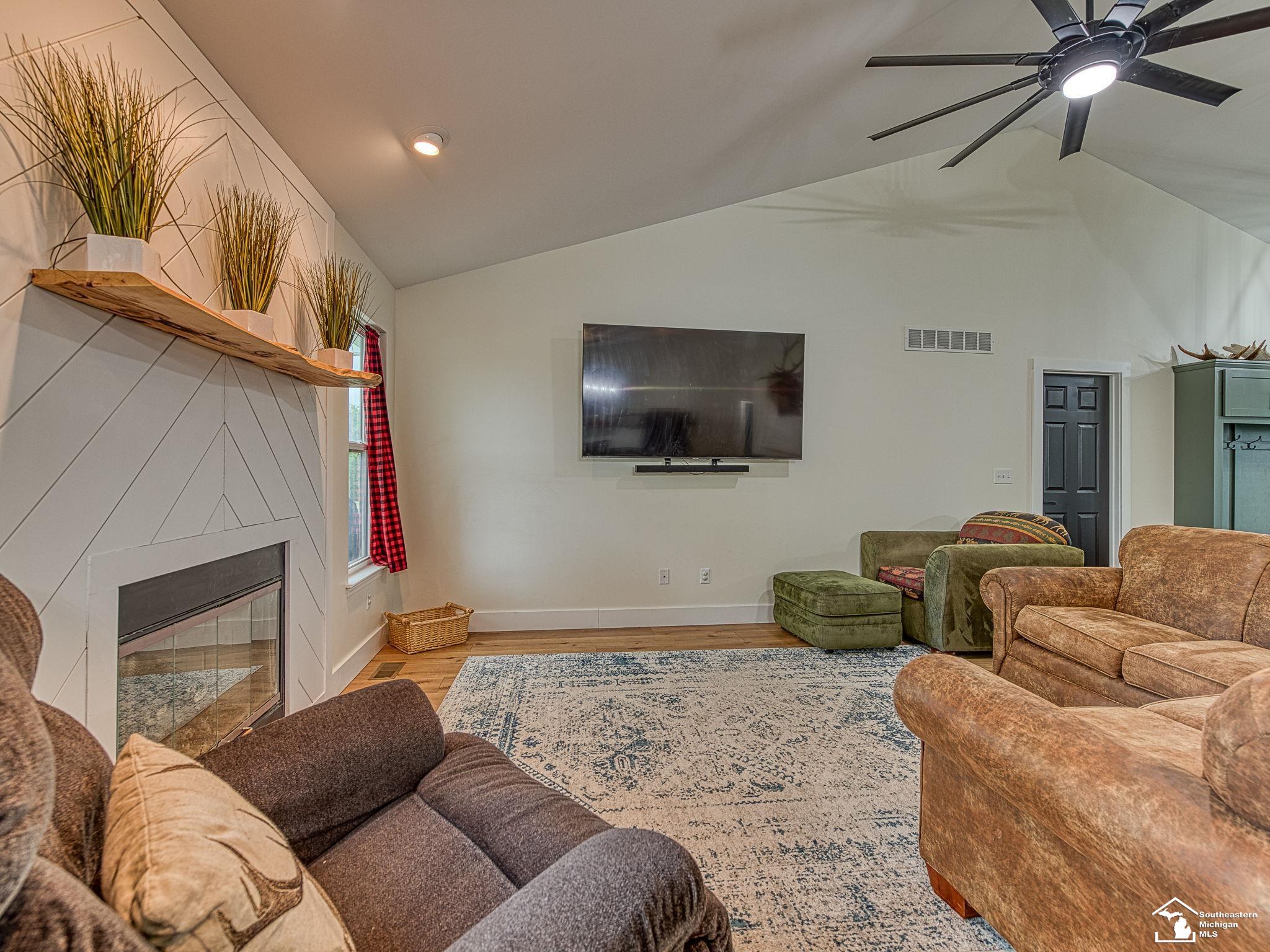 957 Plum Tree Circle