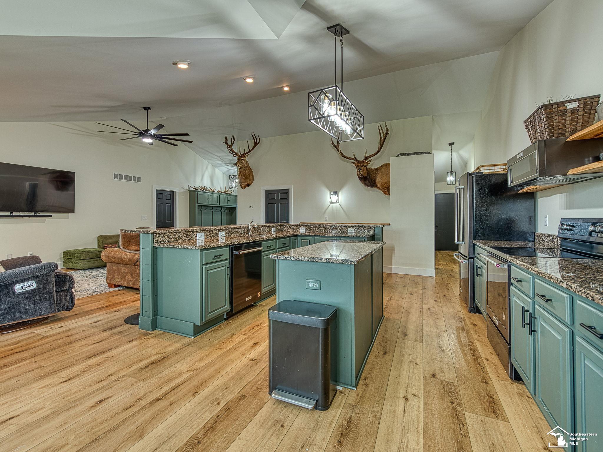 957 Plum Tree Circle