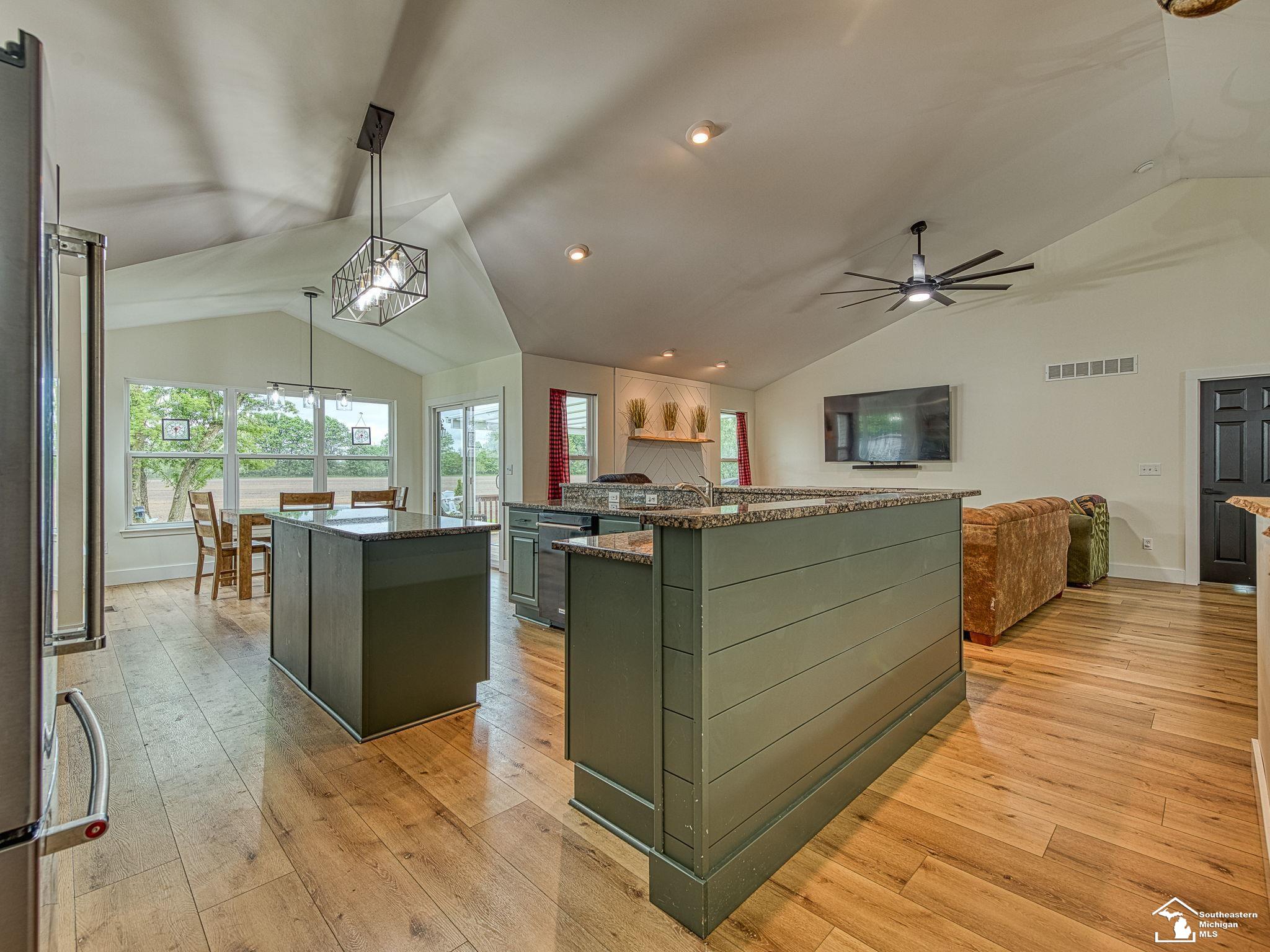 957 Plum Tree Circle