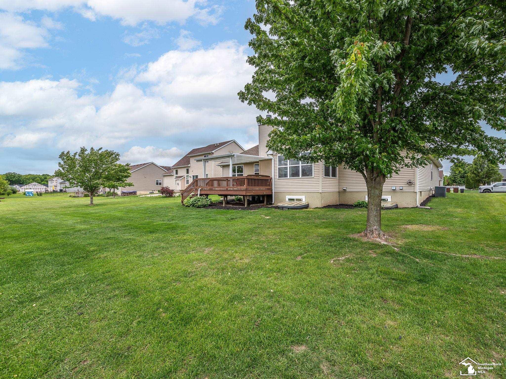 957 Plum Tree Circle