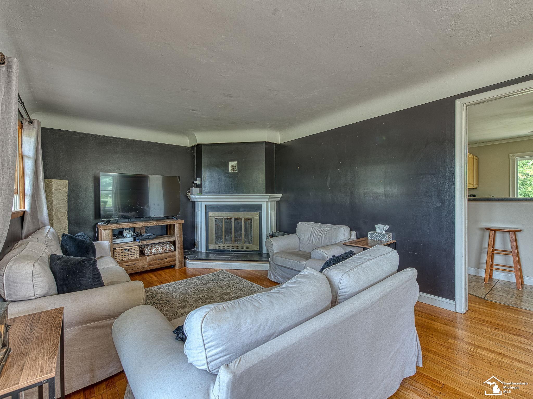 3200 S Custer Road