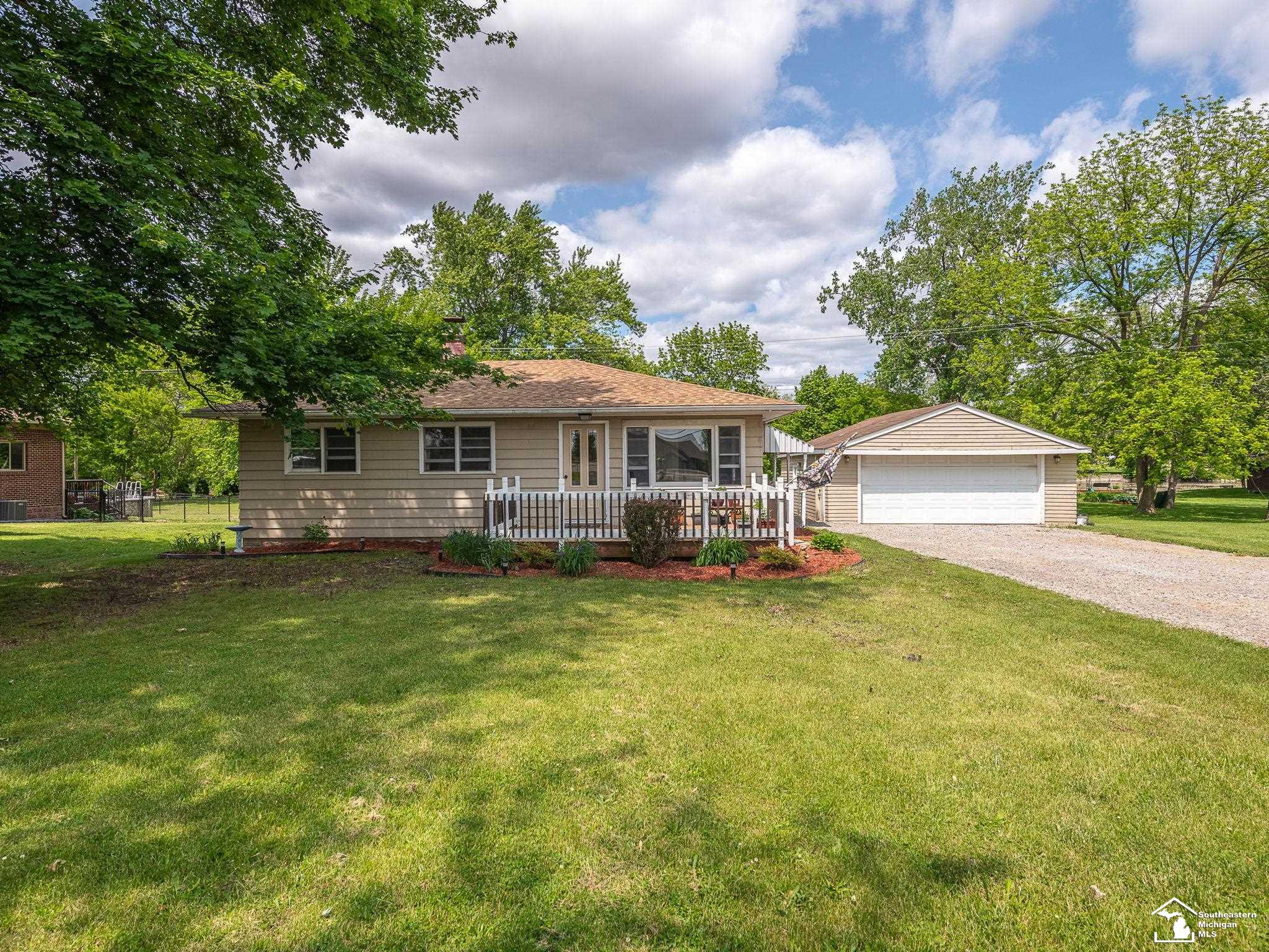 3200 S Custer Road