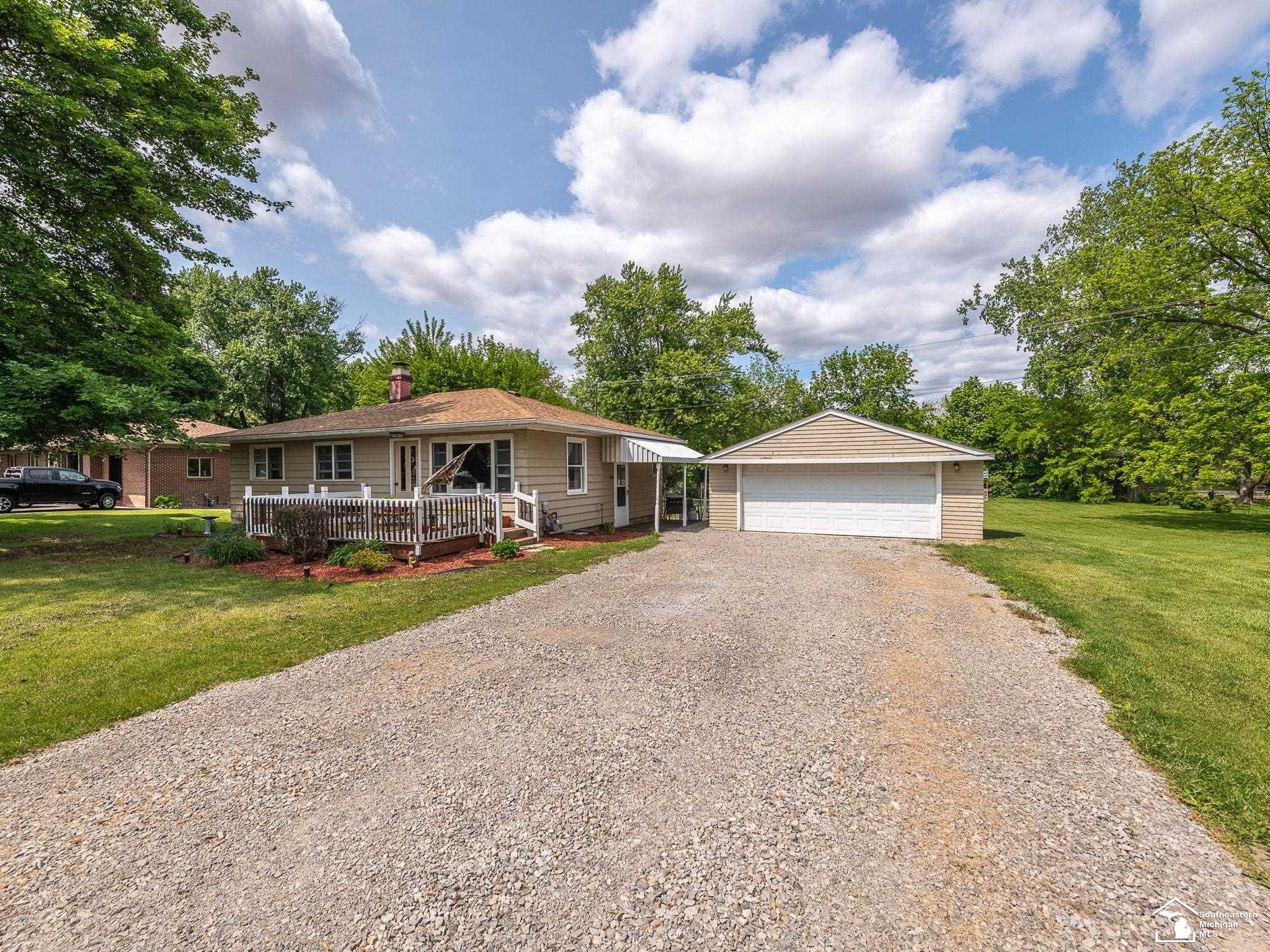 3200 S Custer Road