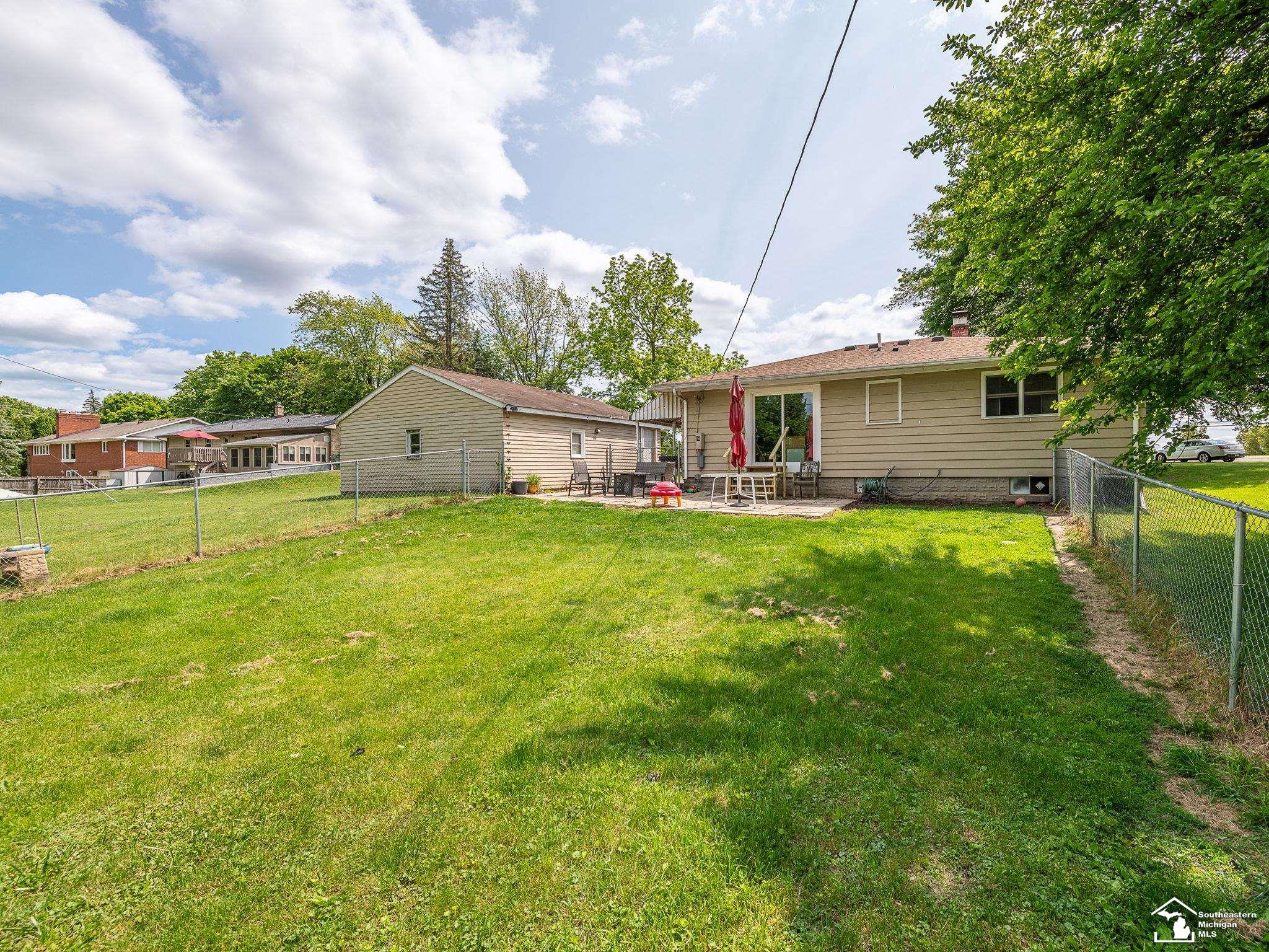 3200 S Custer Road