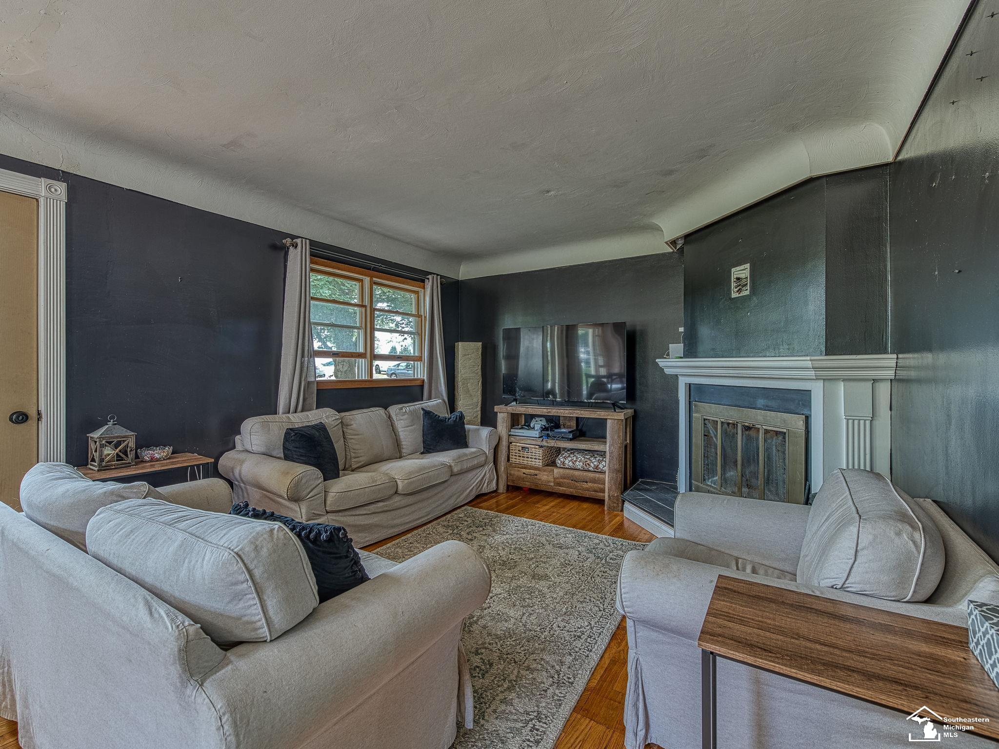 3200 S Custer Road