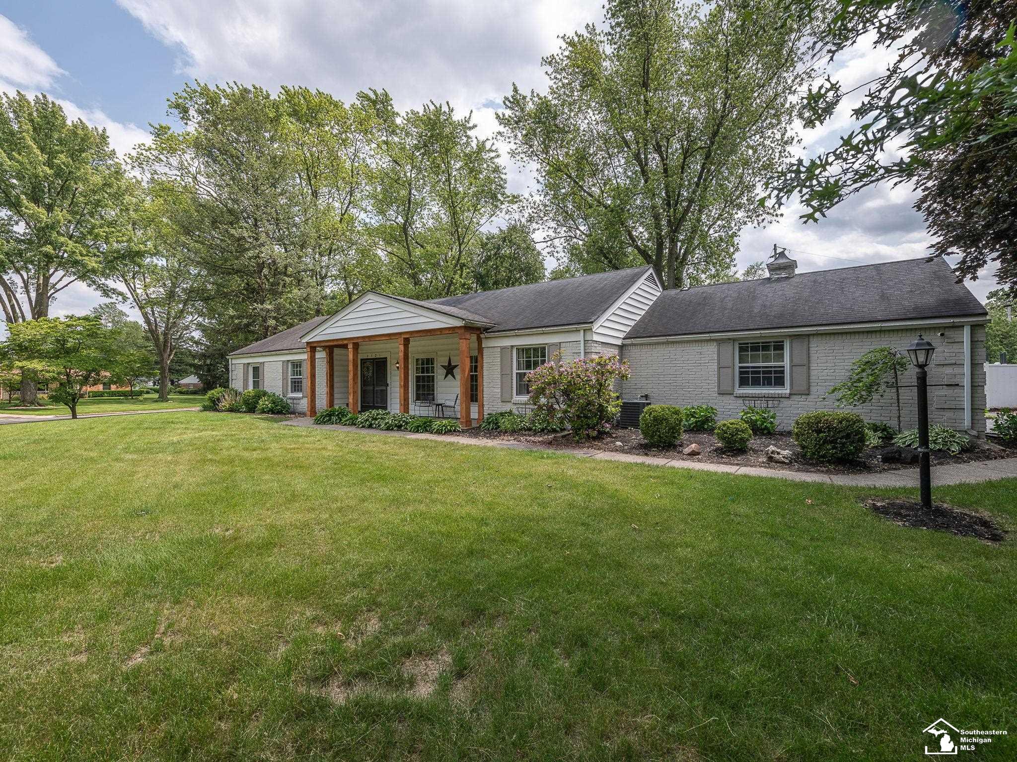 4121 Canterbury Drive
