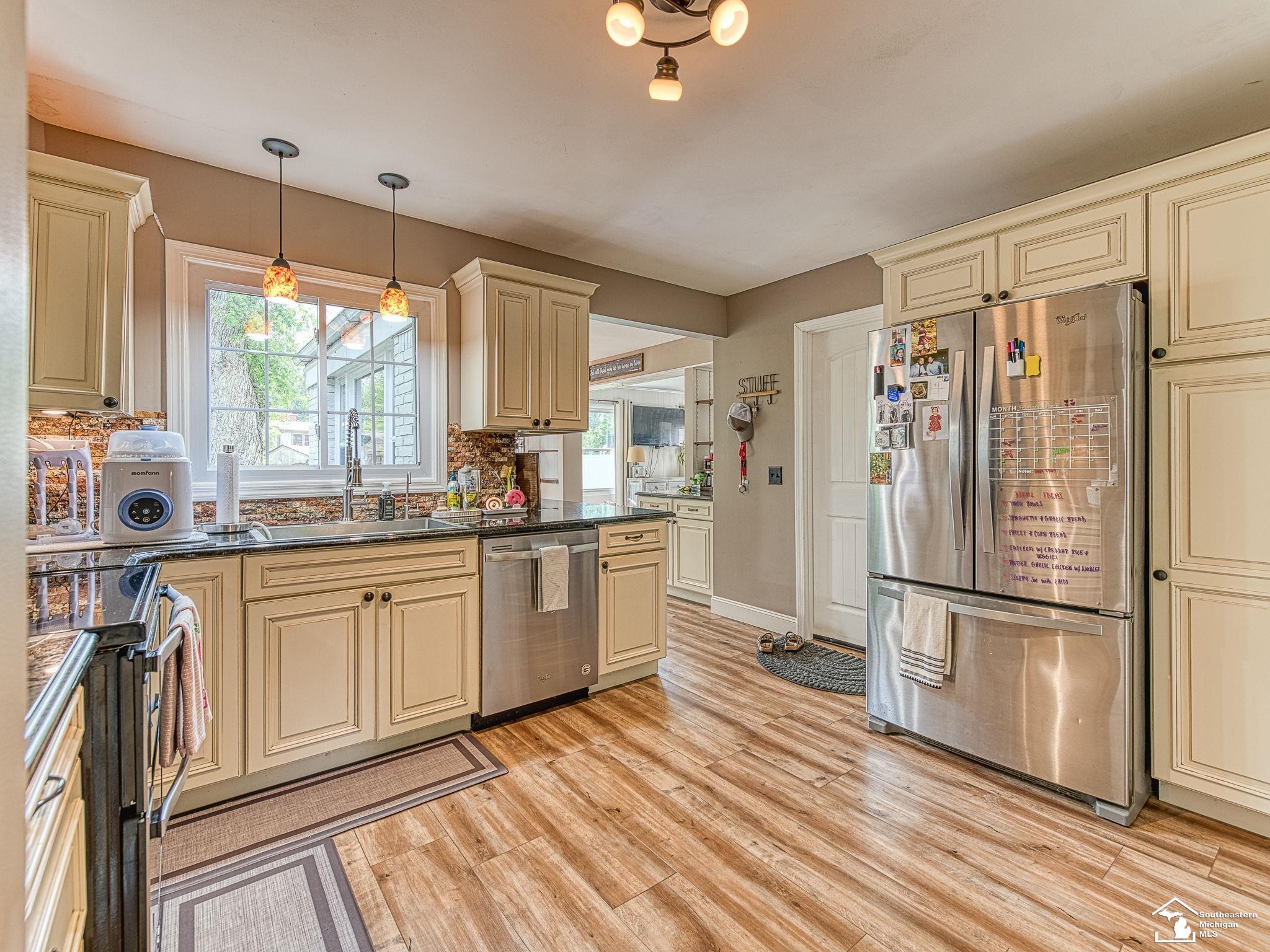 4121 Canterbury Drive