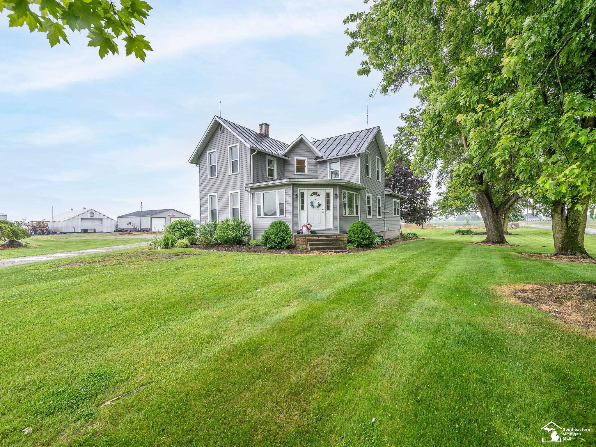1095 Nieman Road