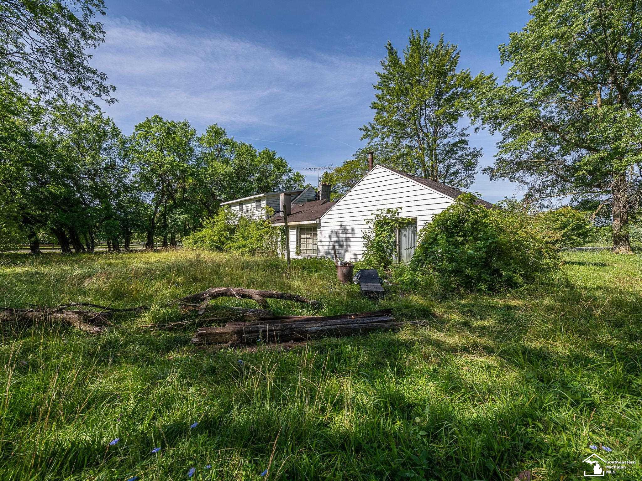 2970 W Newburg Road