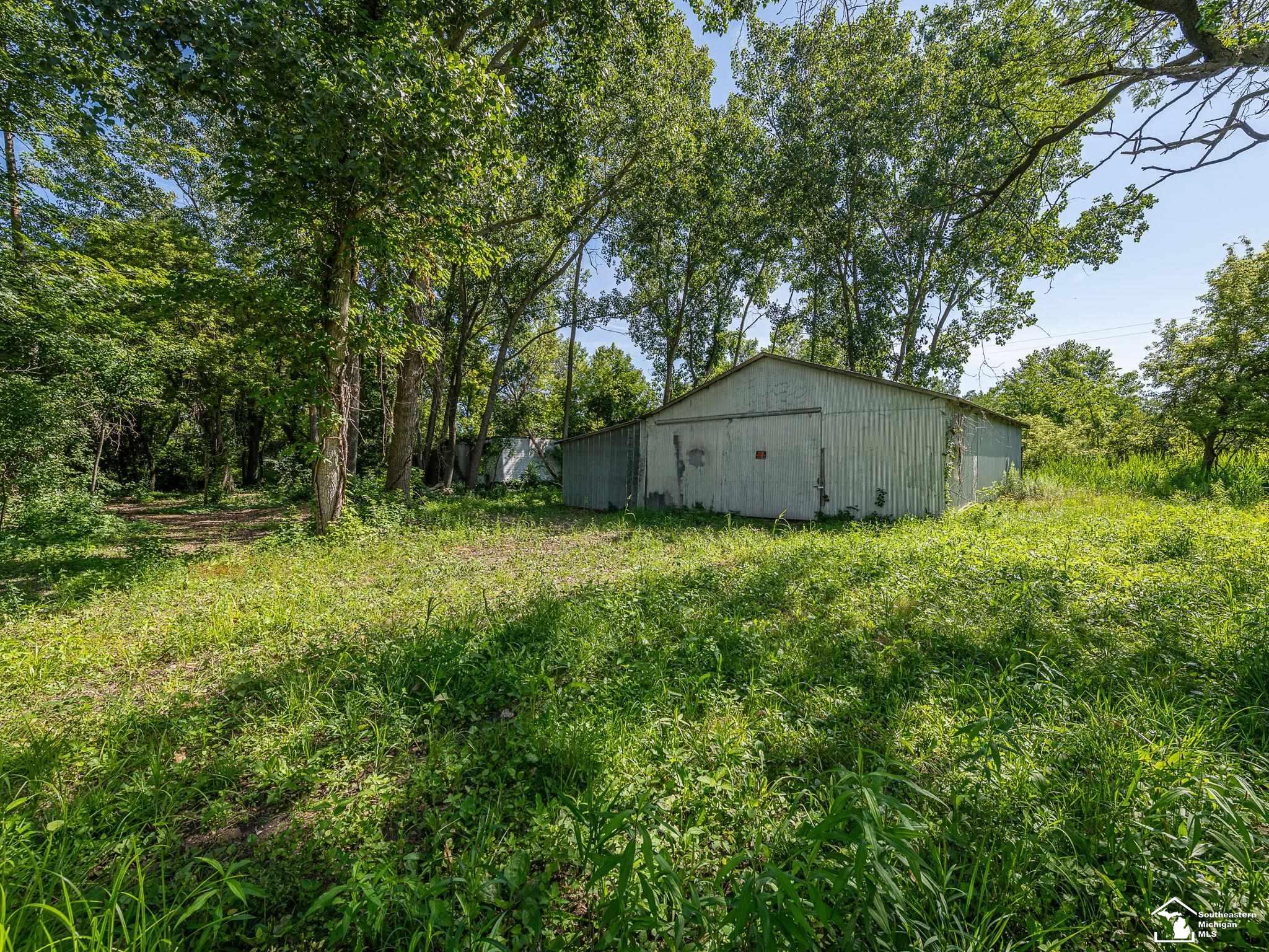 2970 W Newburg Road