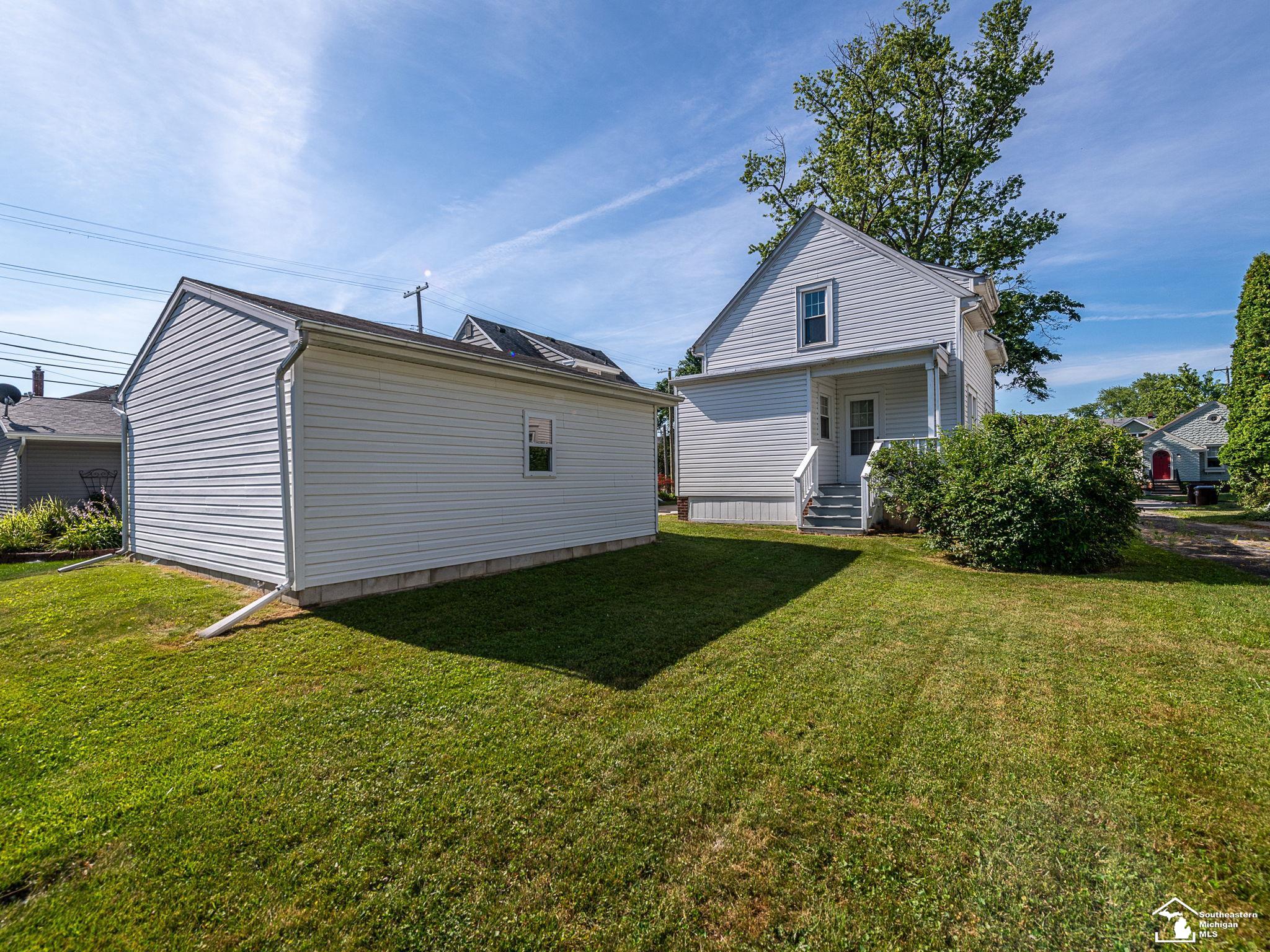 322 Shadowlawn Place