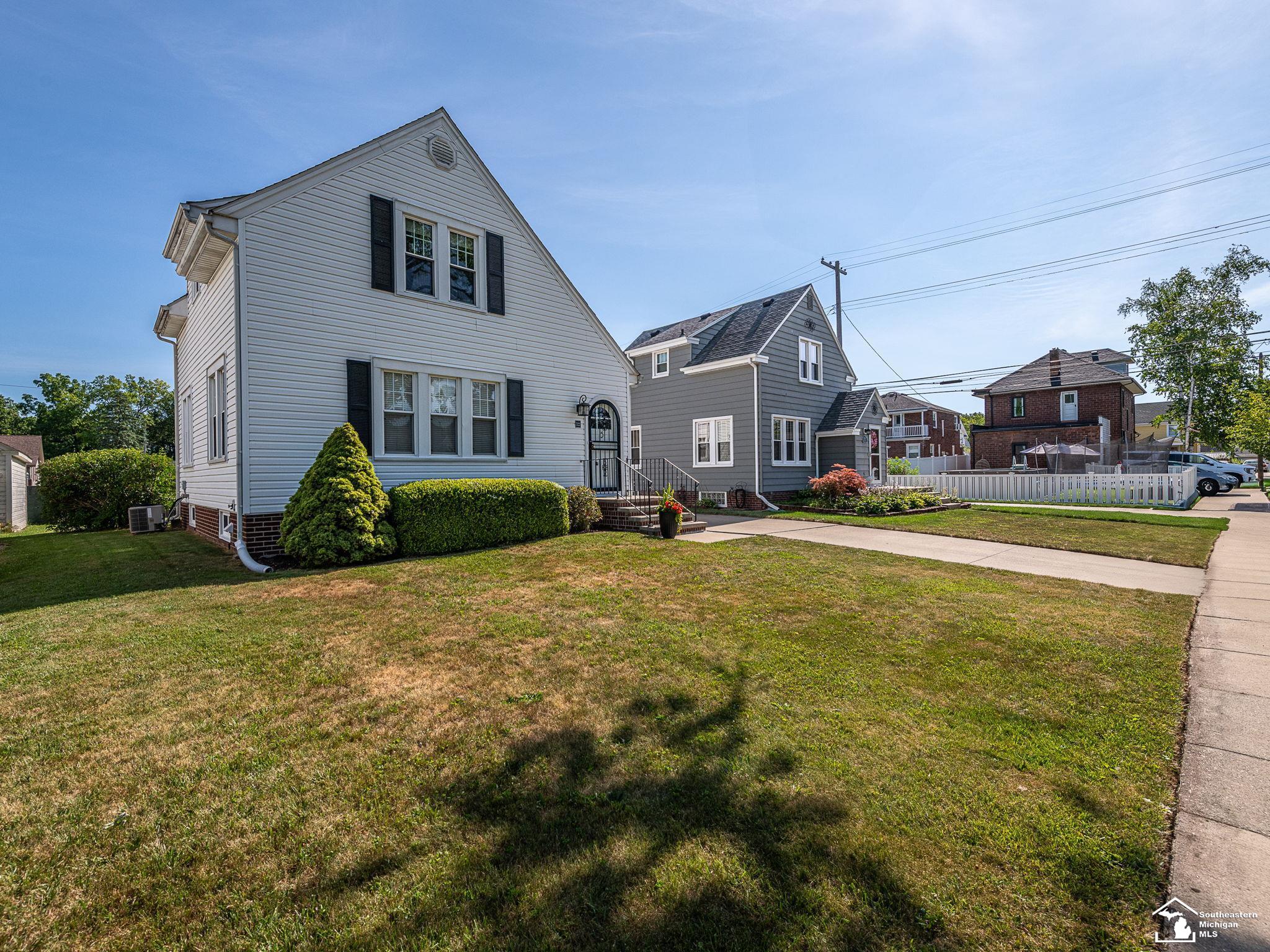 322 Shadowlawn Place