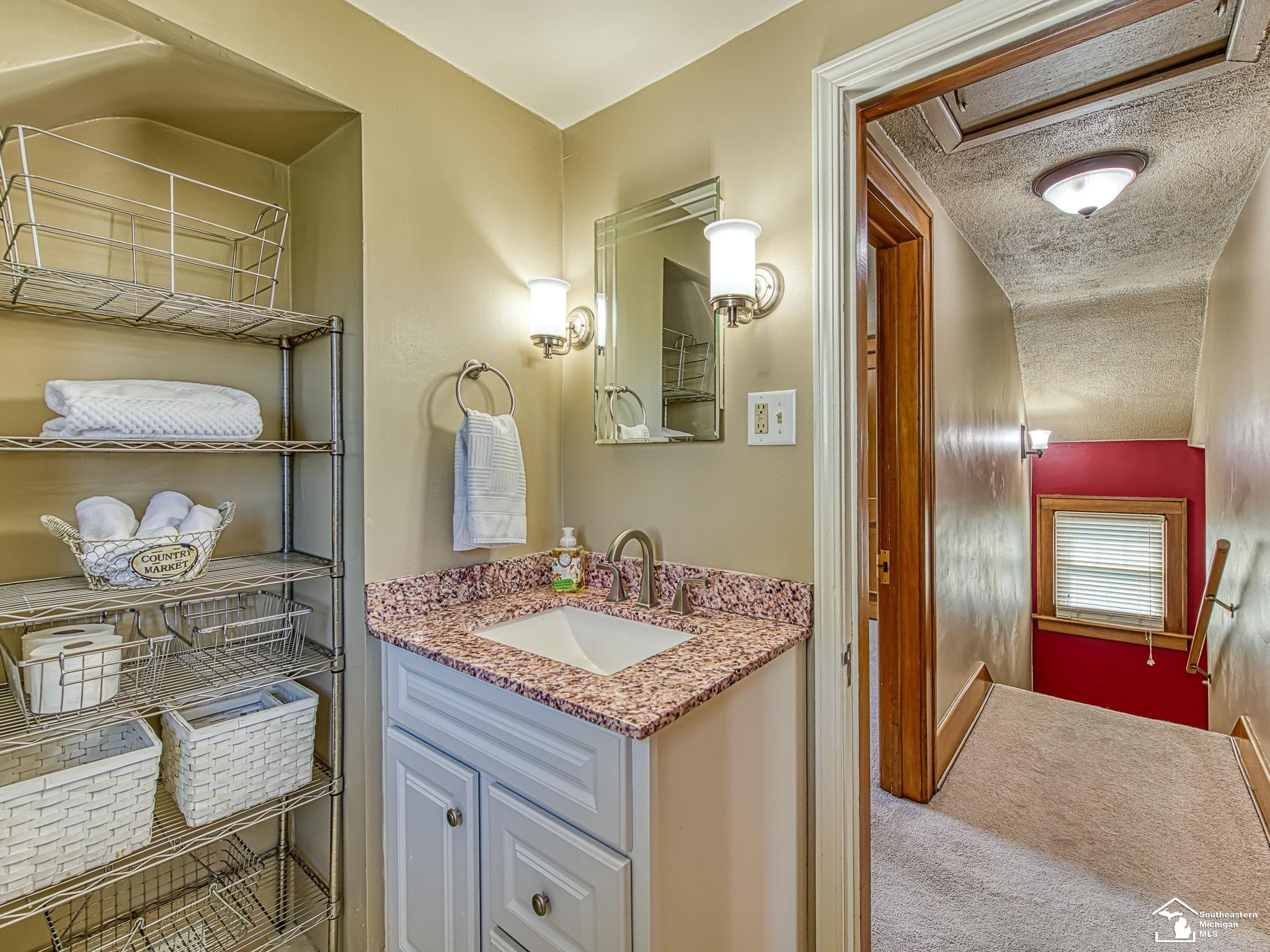 322 Shadowlawn Place