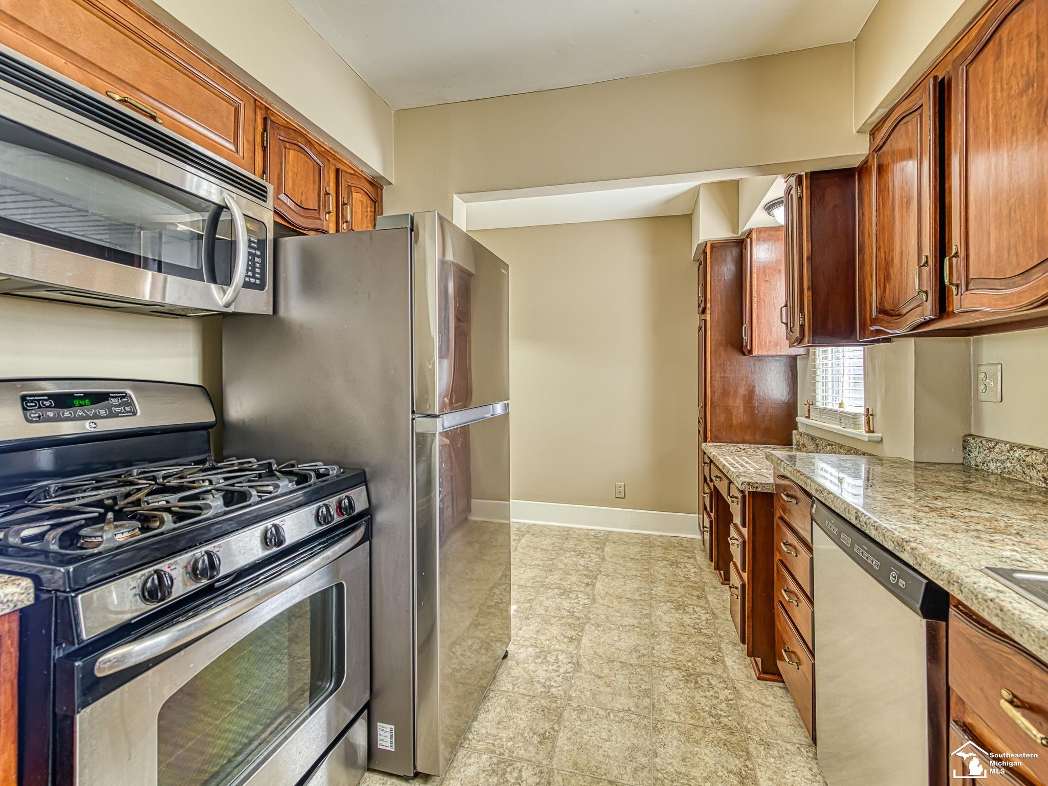 322 Shadowlawn Place