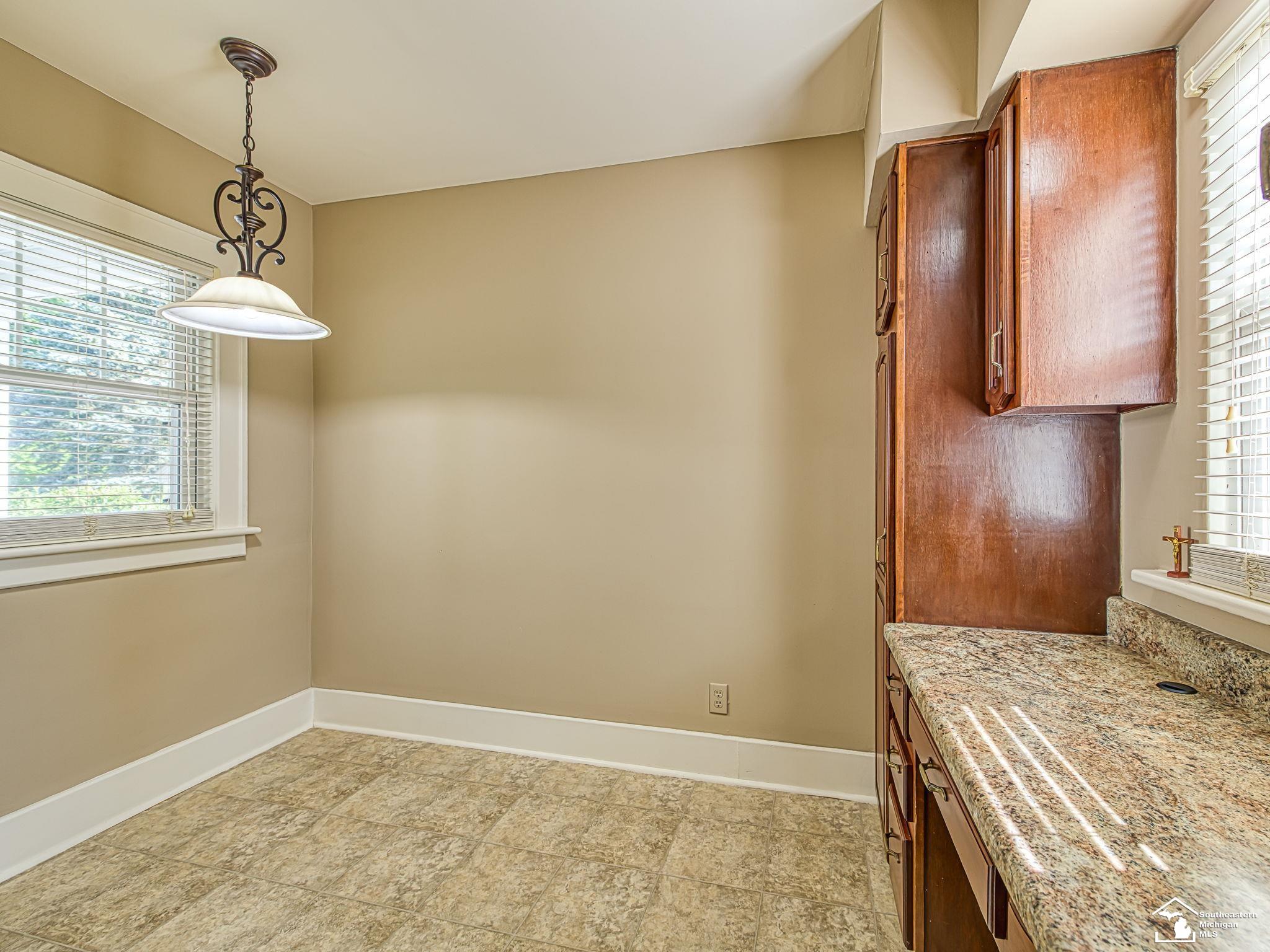 322 Shadowlawn Place