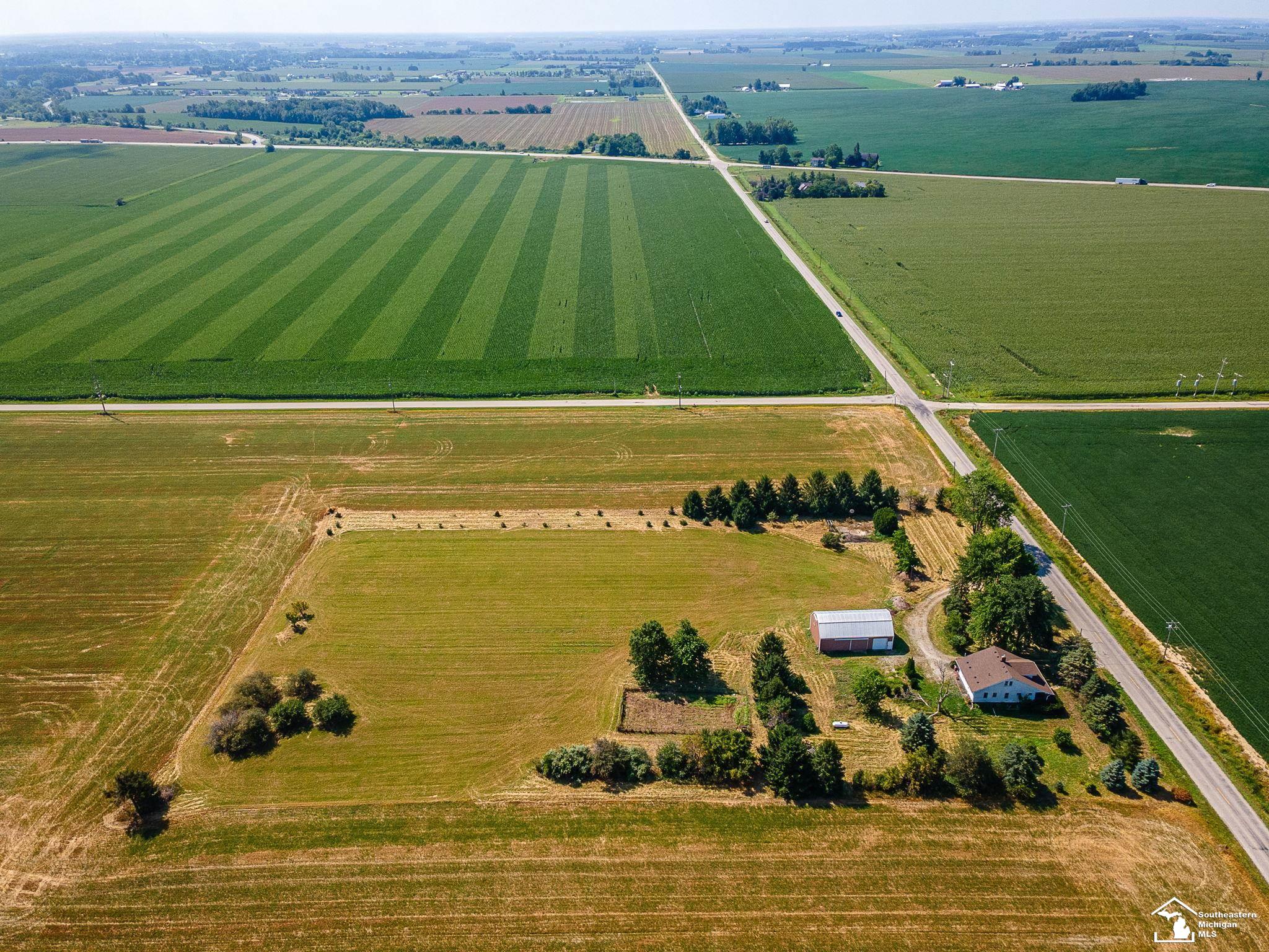 7905 S County Line Highway
