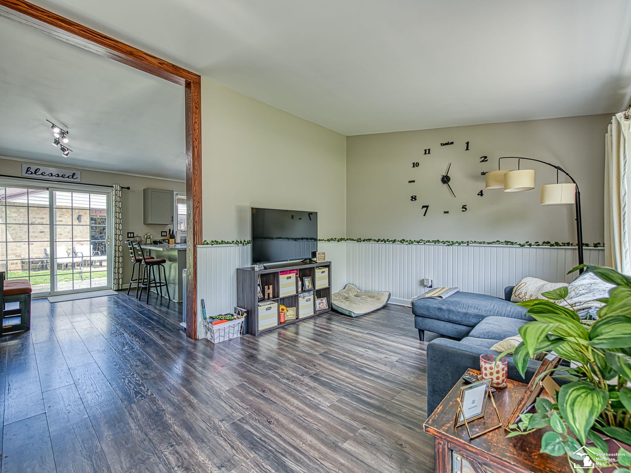 19010 Arlington Drive