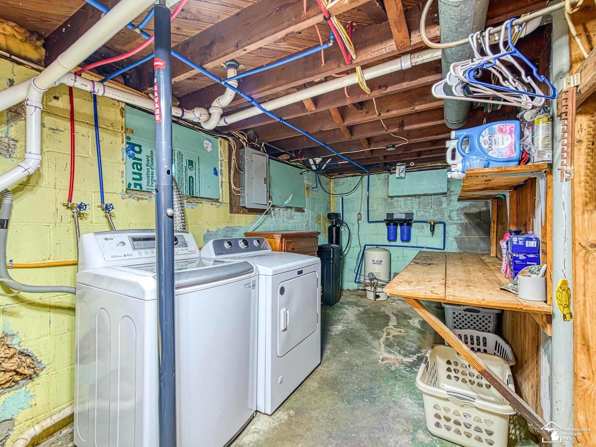 16325 Dixon Road