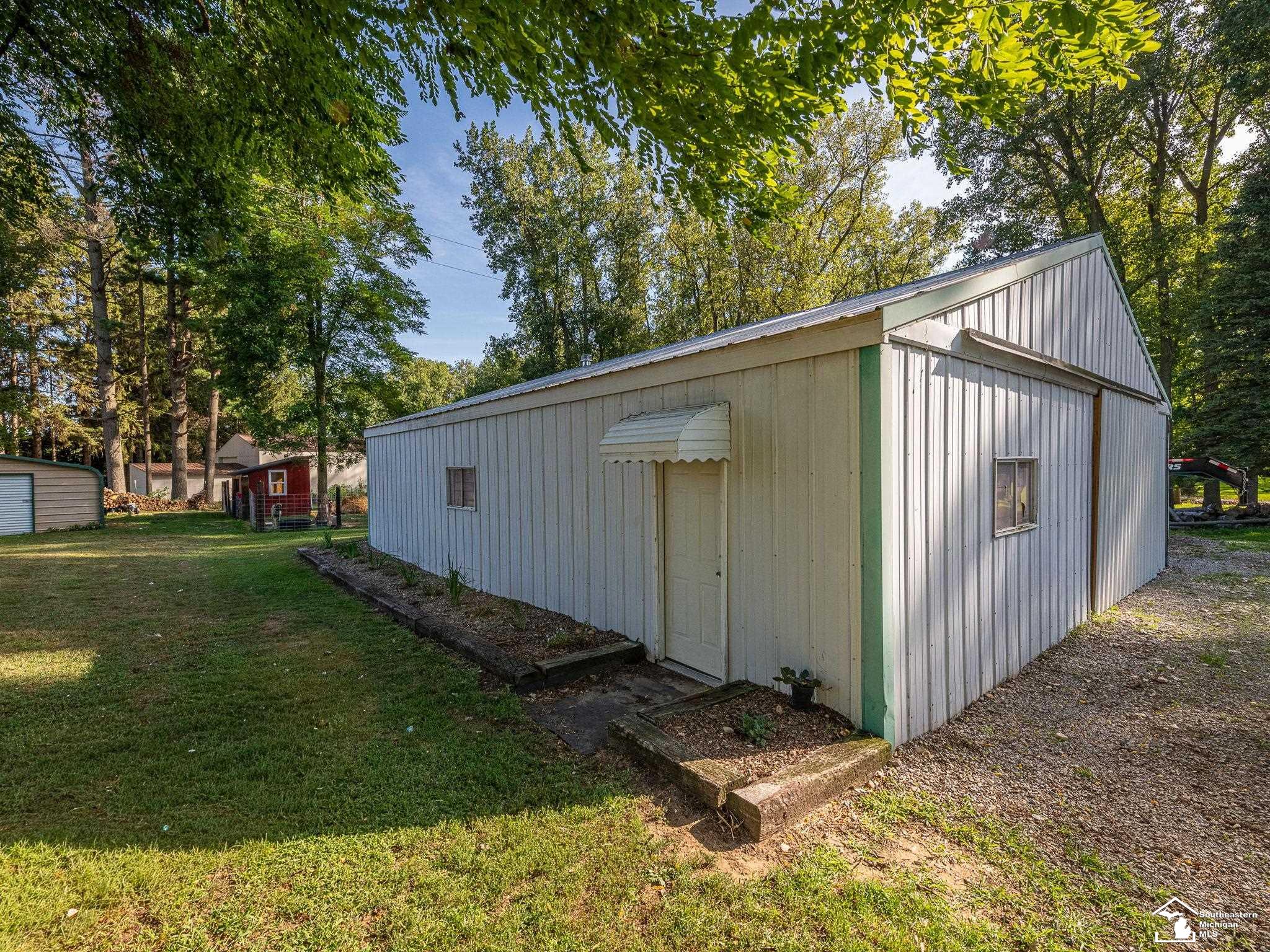 16325 Dixon Road