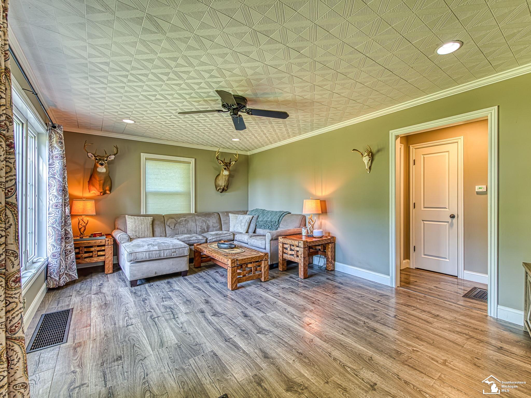 16325 Dixon Road