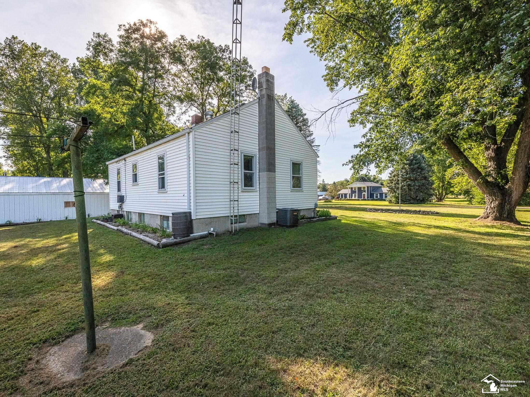 16325 Dixon Road