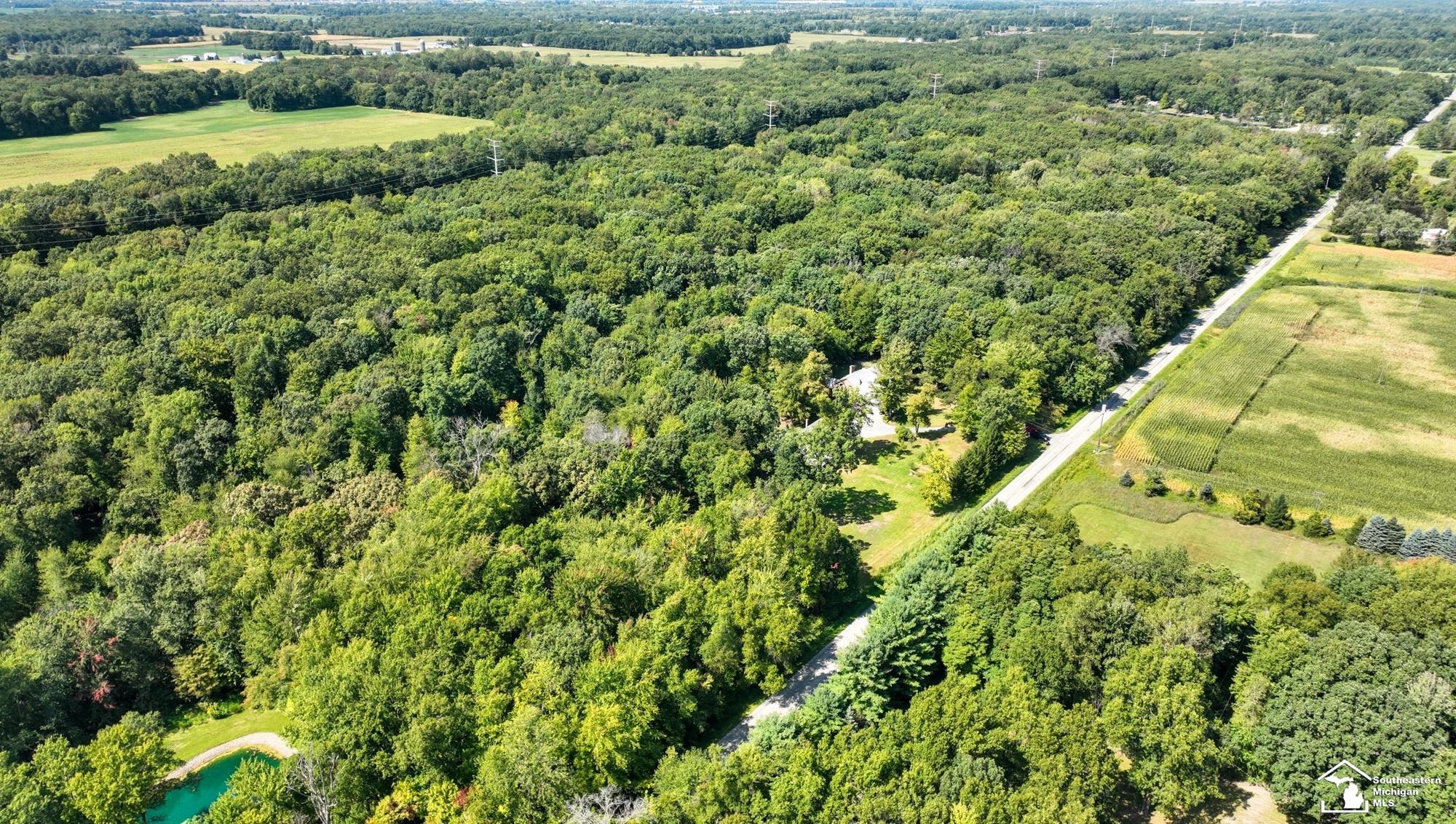 2200 Meanwell Rd Road