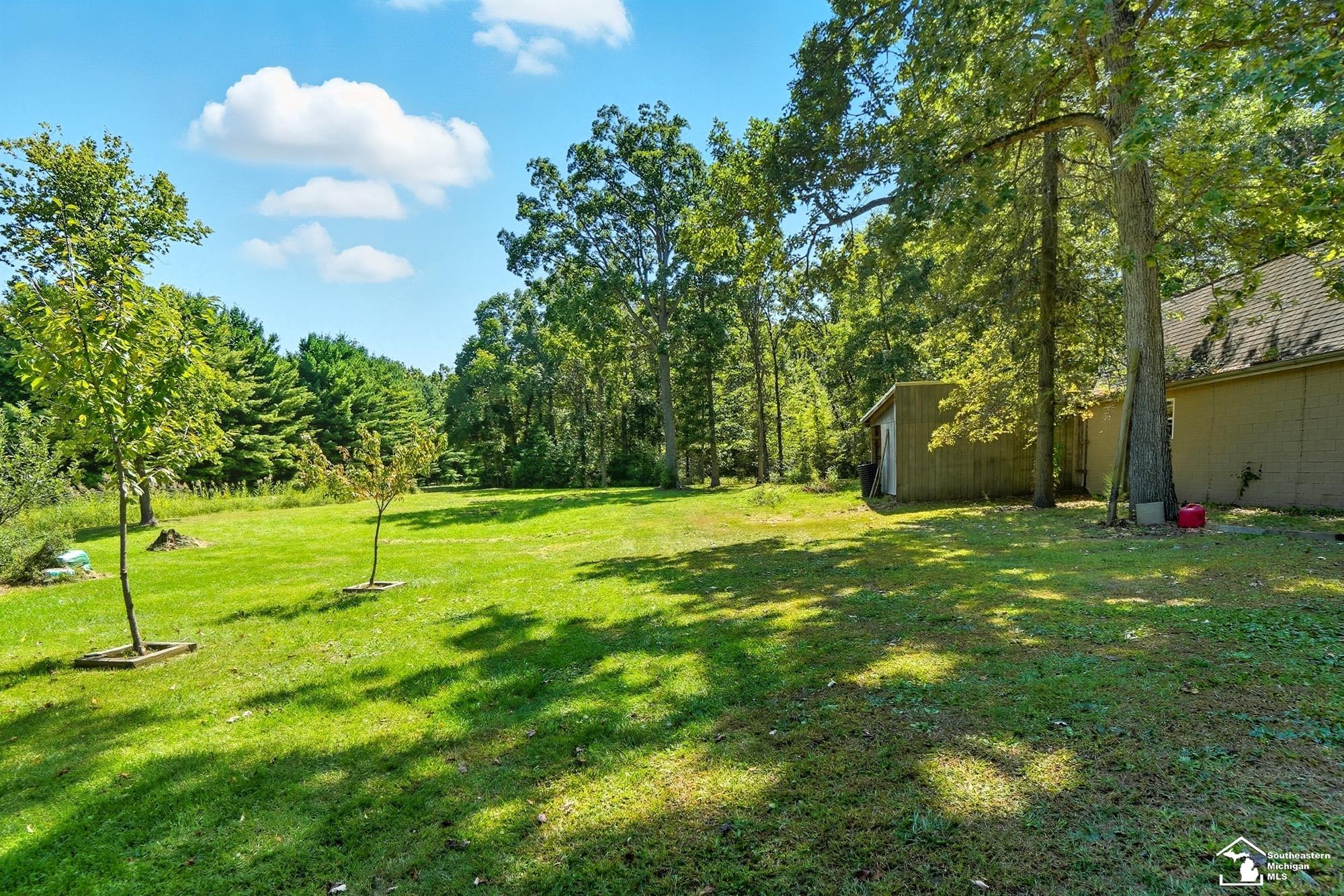2200 Meanwell Rd Road