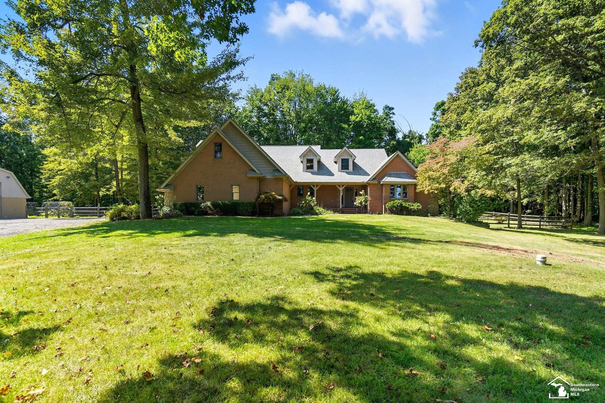 2200 Meanwell Rd Road