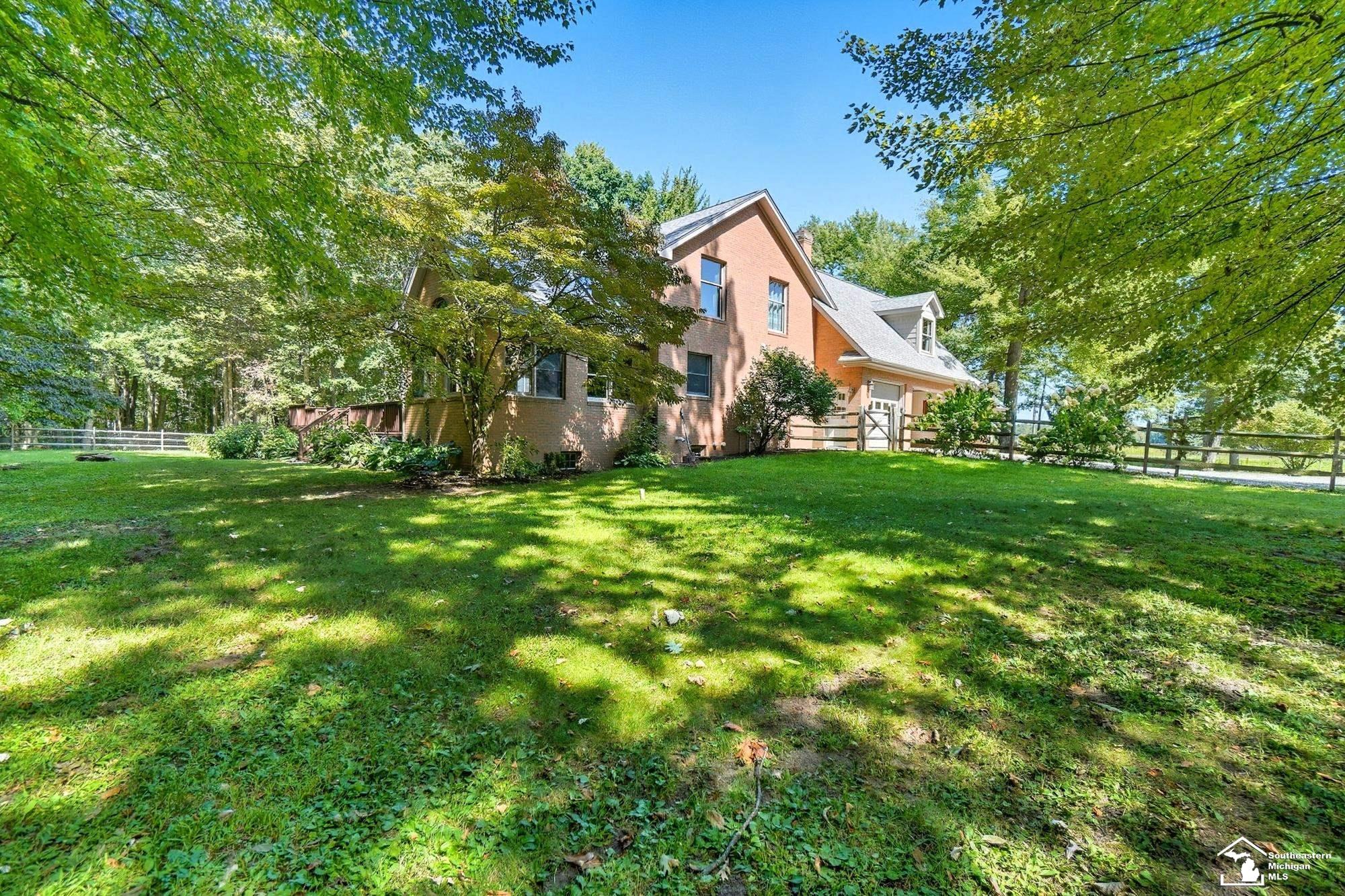 2200 Meanwell Rd Road