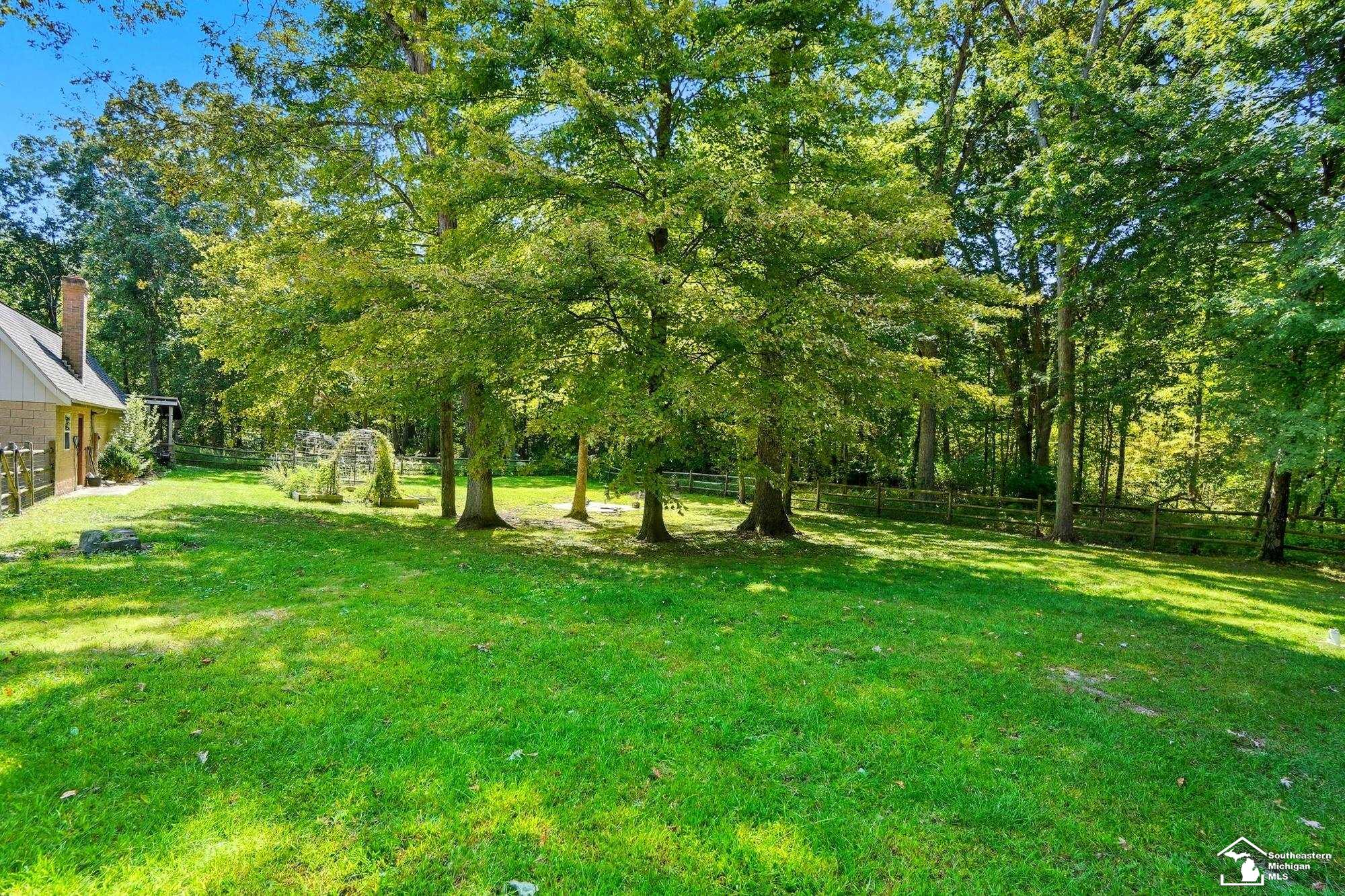 2200 Meanwell Rd Road
