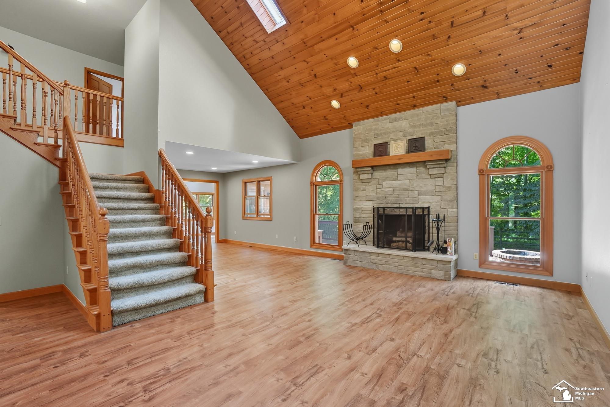2200 Meanwell Rd Road