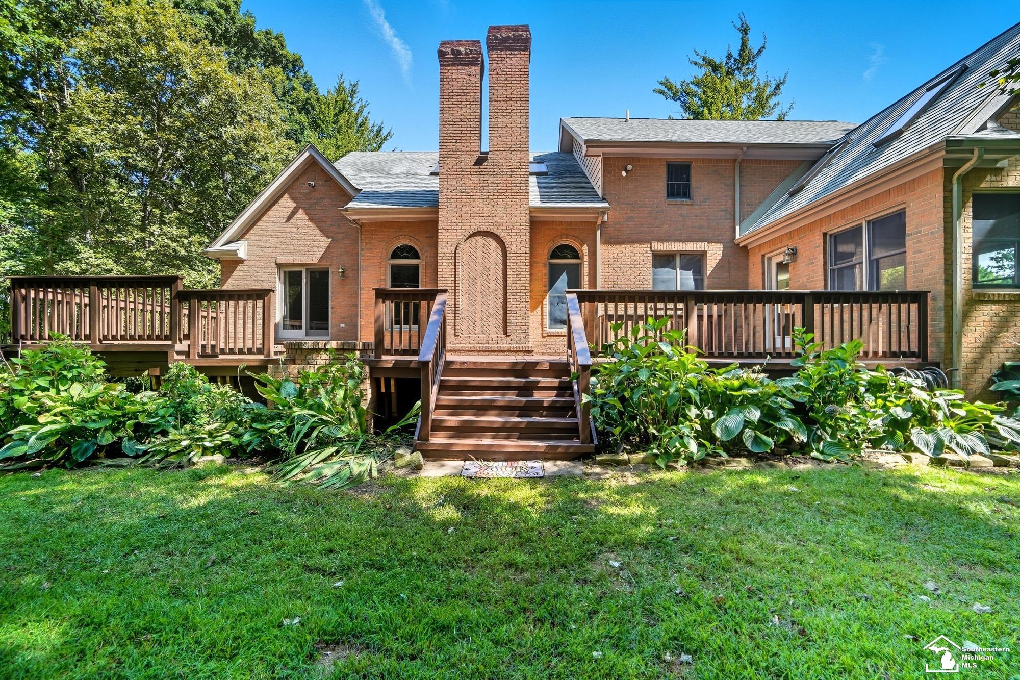 2200 Meanwell Rd Road