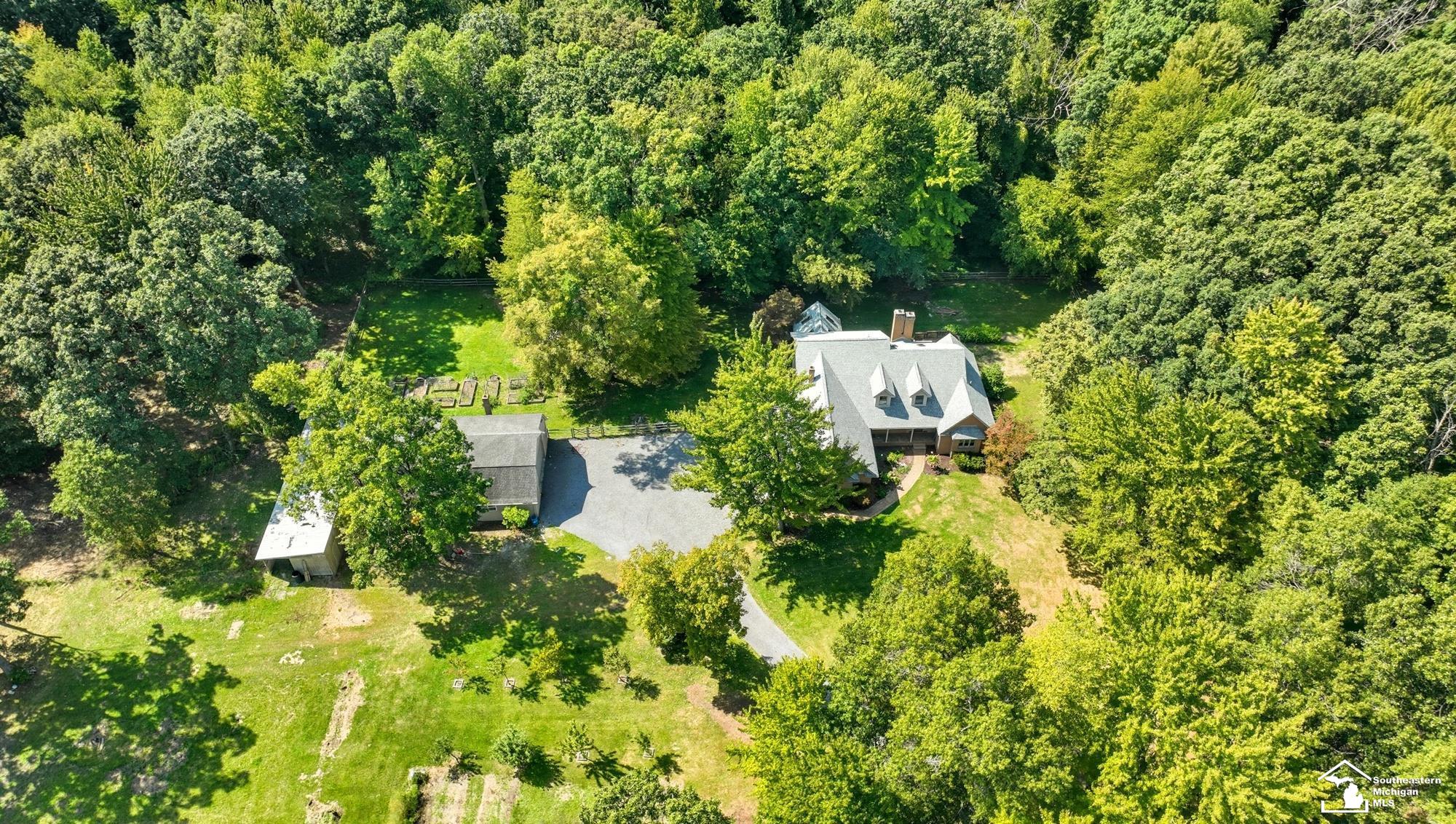 2200 Meanwell Rd Road