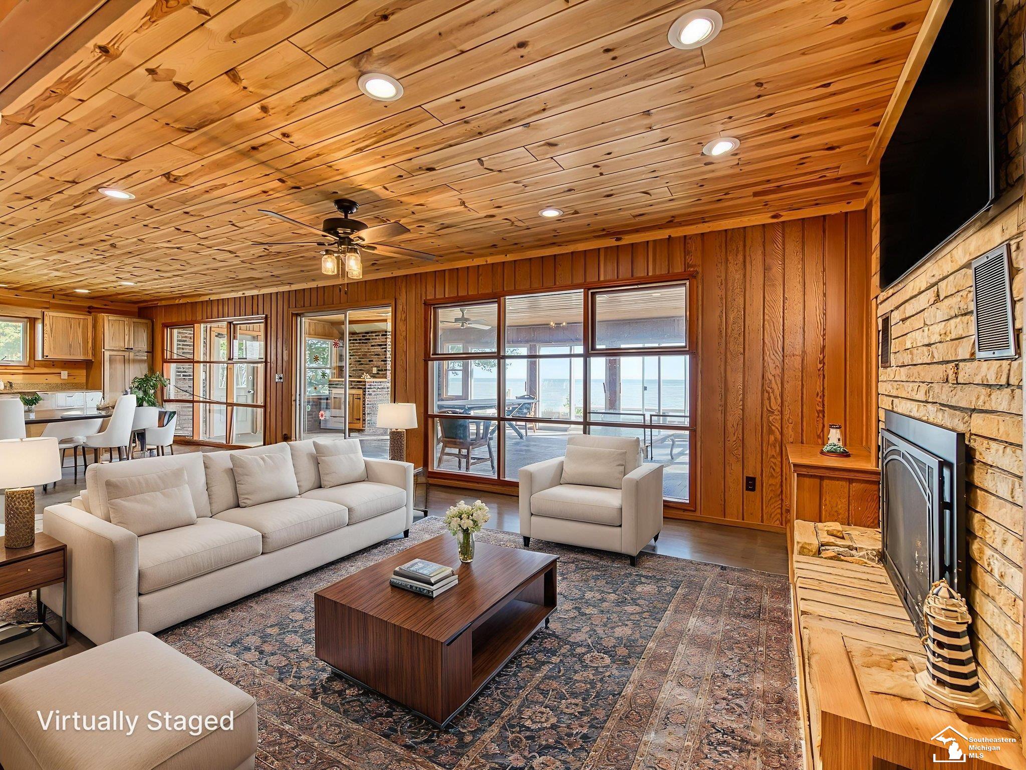12294 Lakeshore Drive