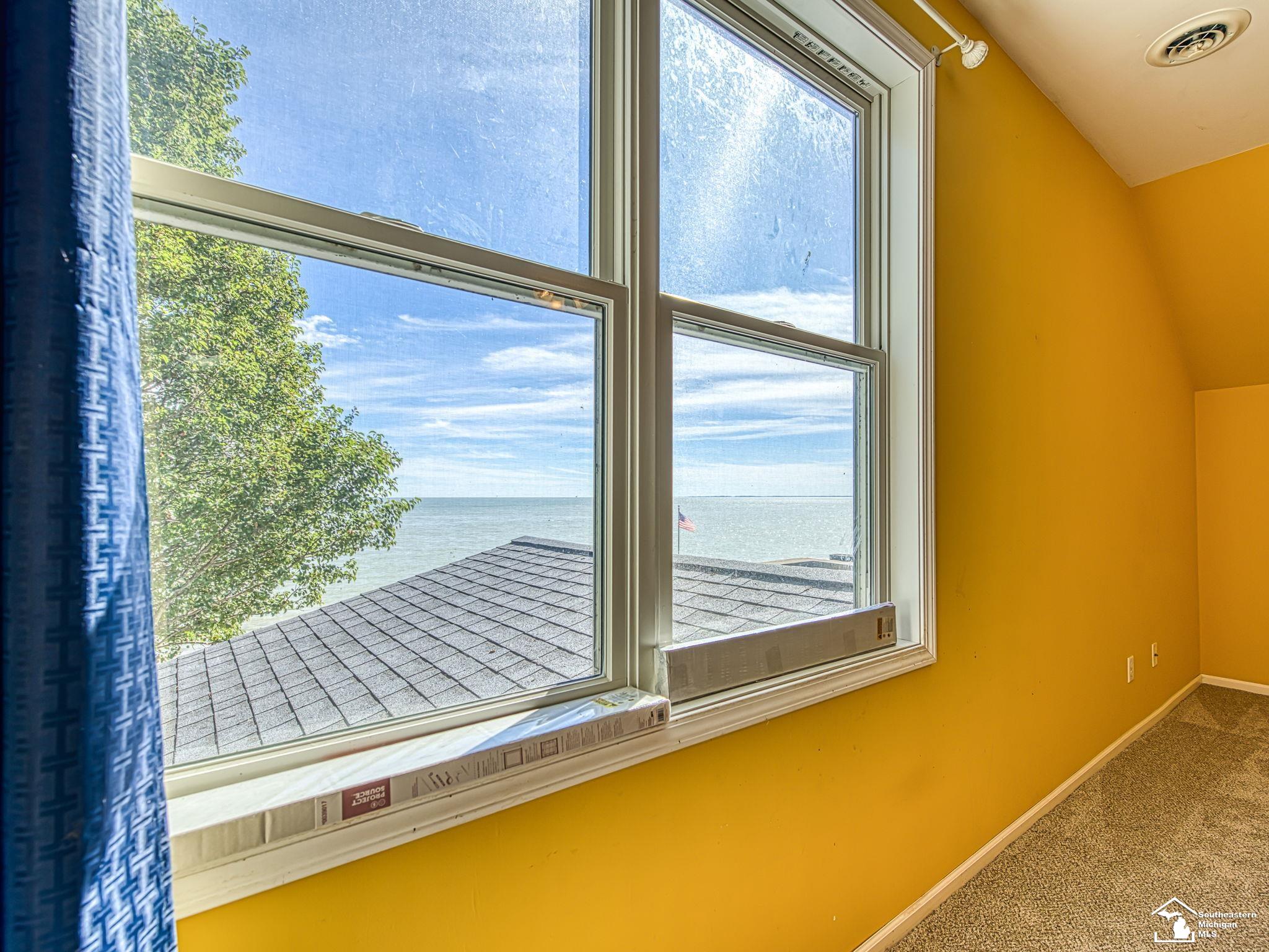 12294 Lakeshore Drive