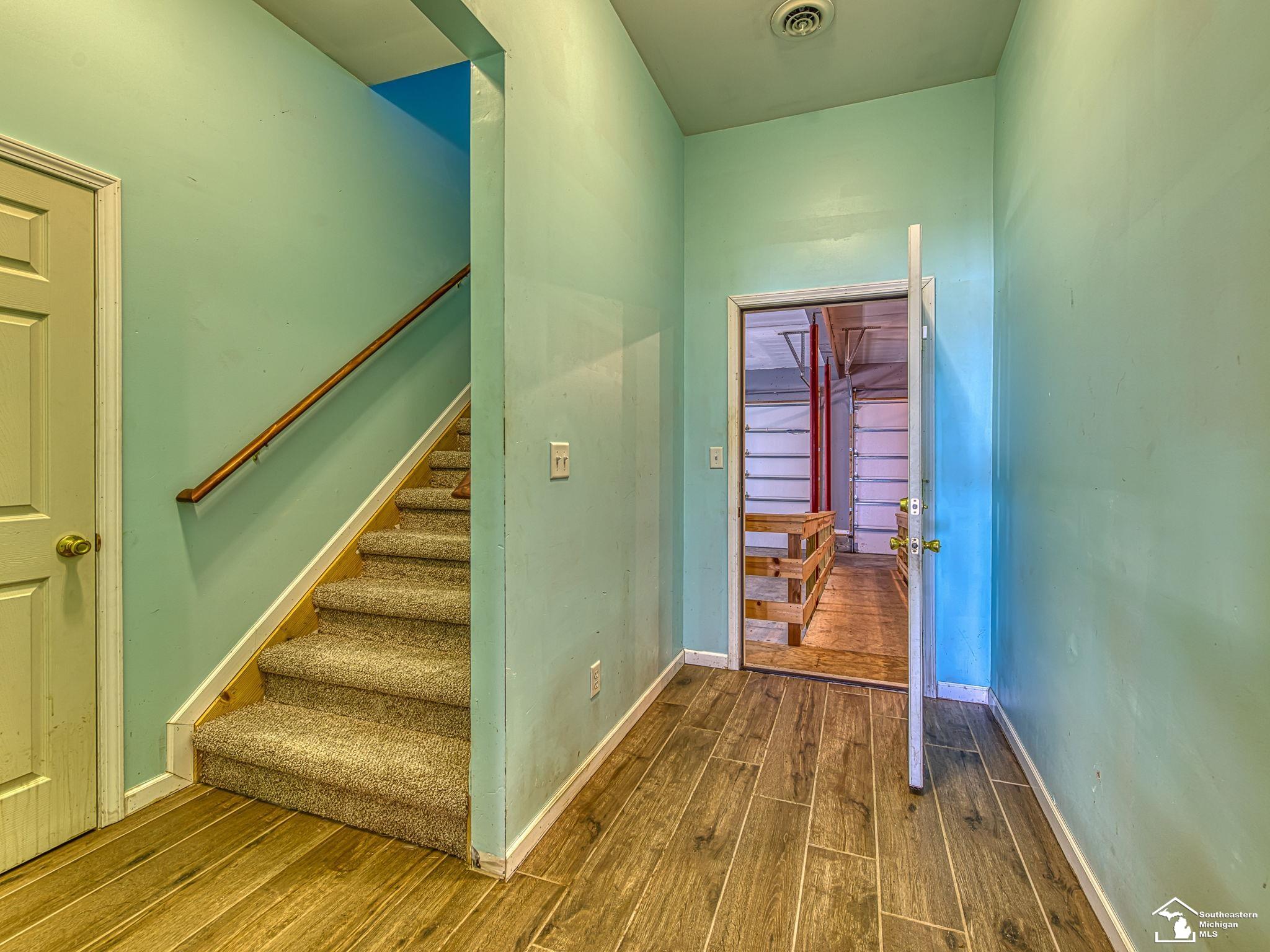 12294 Lakeshore Drive