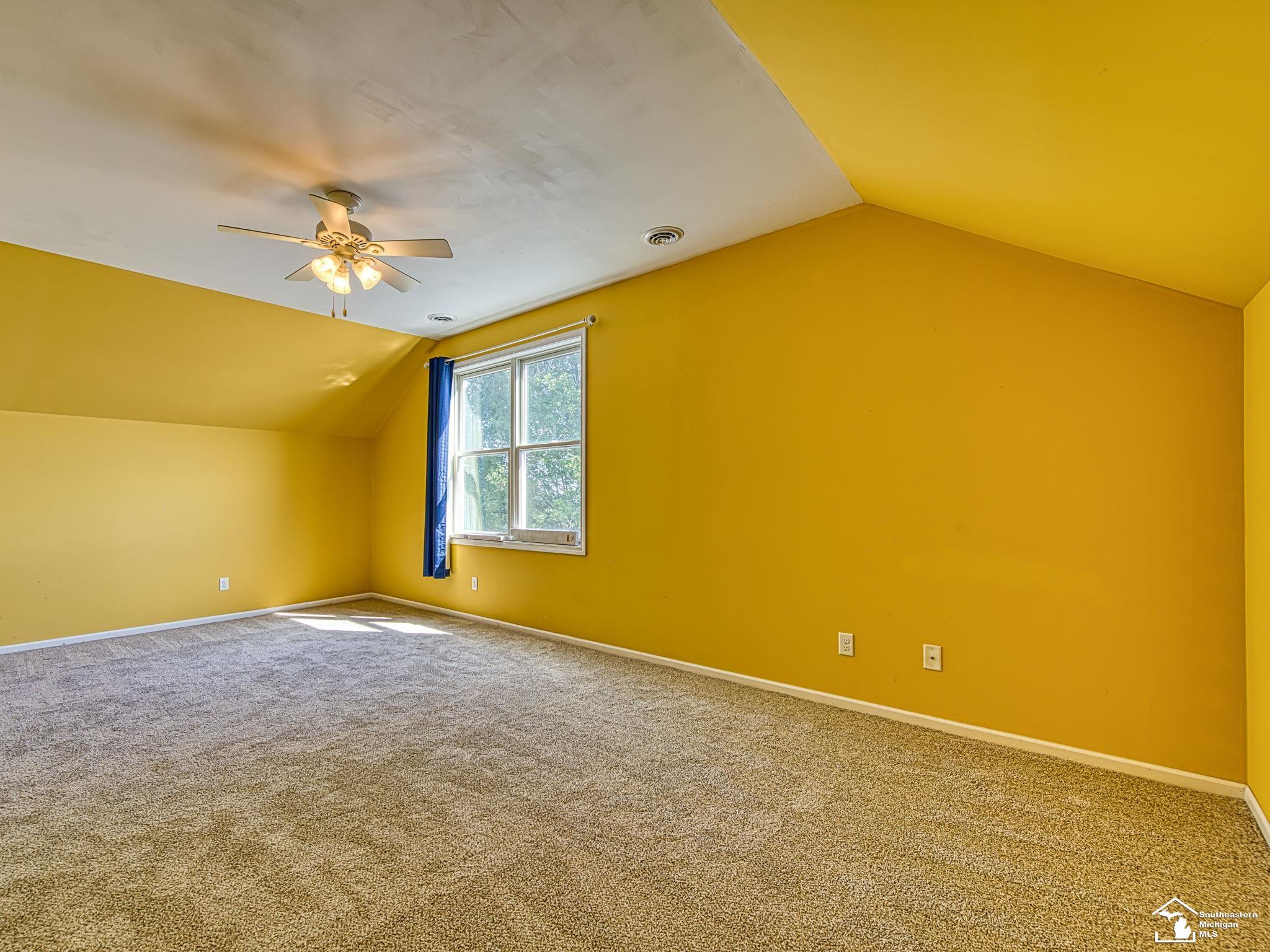 12294 Lakeshore Drive